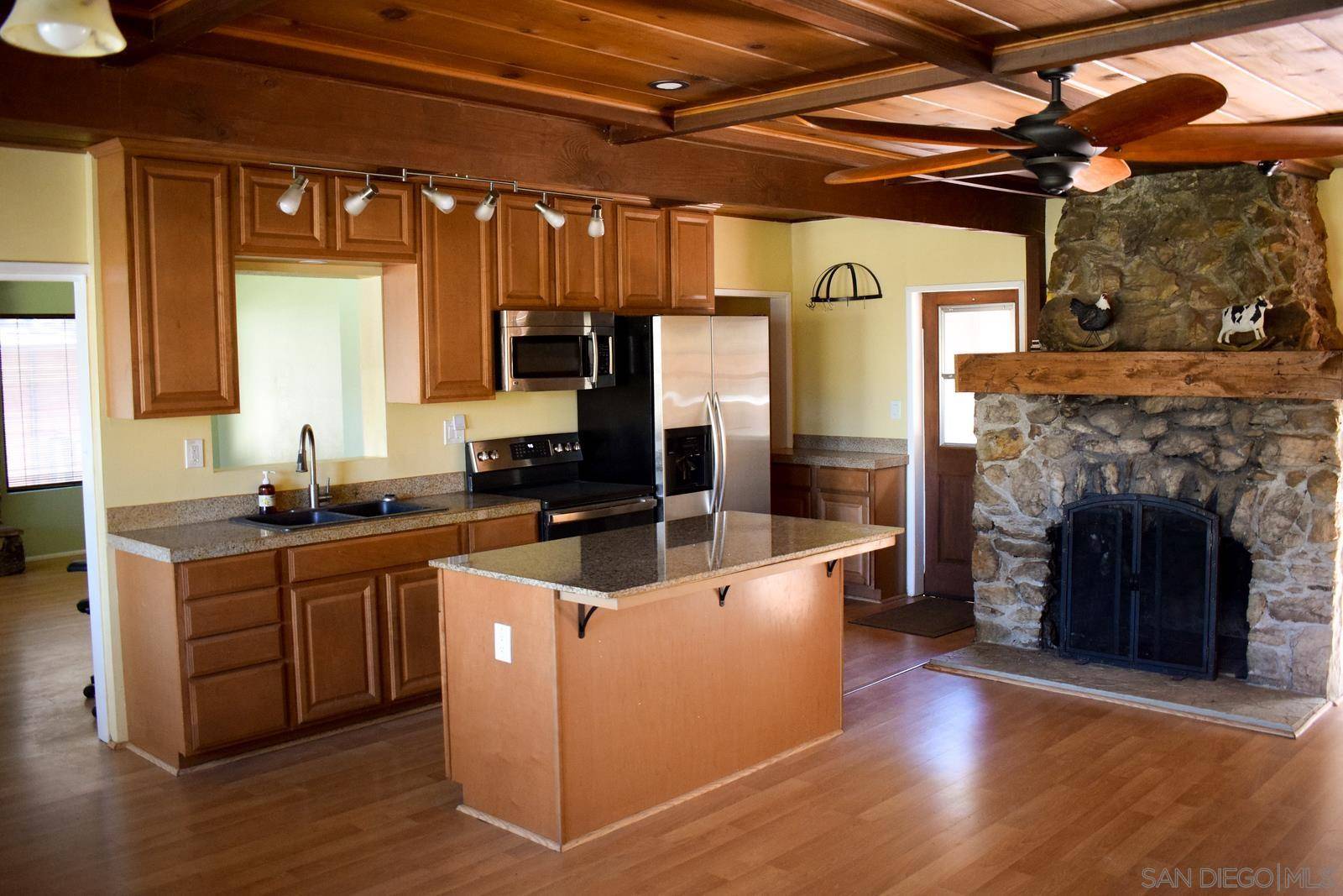 Pine Valley, CA 91962,7627 Pine Blvd