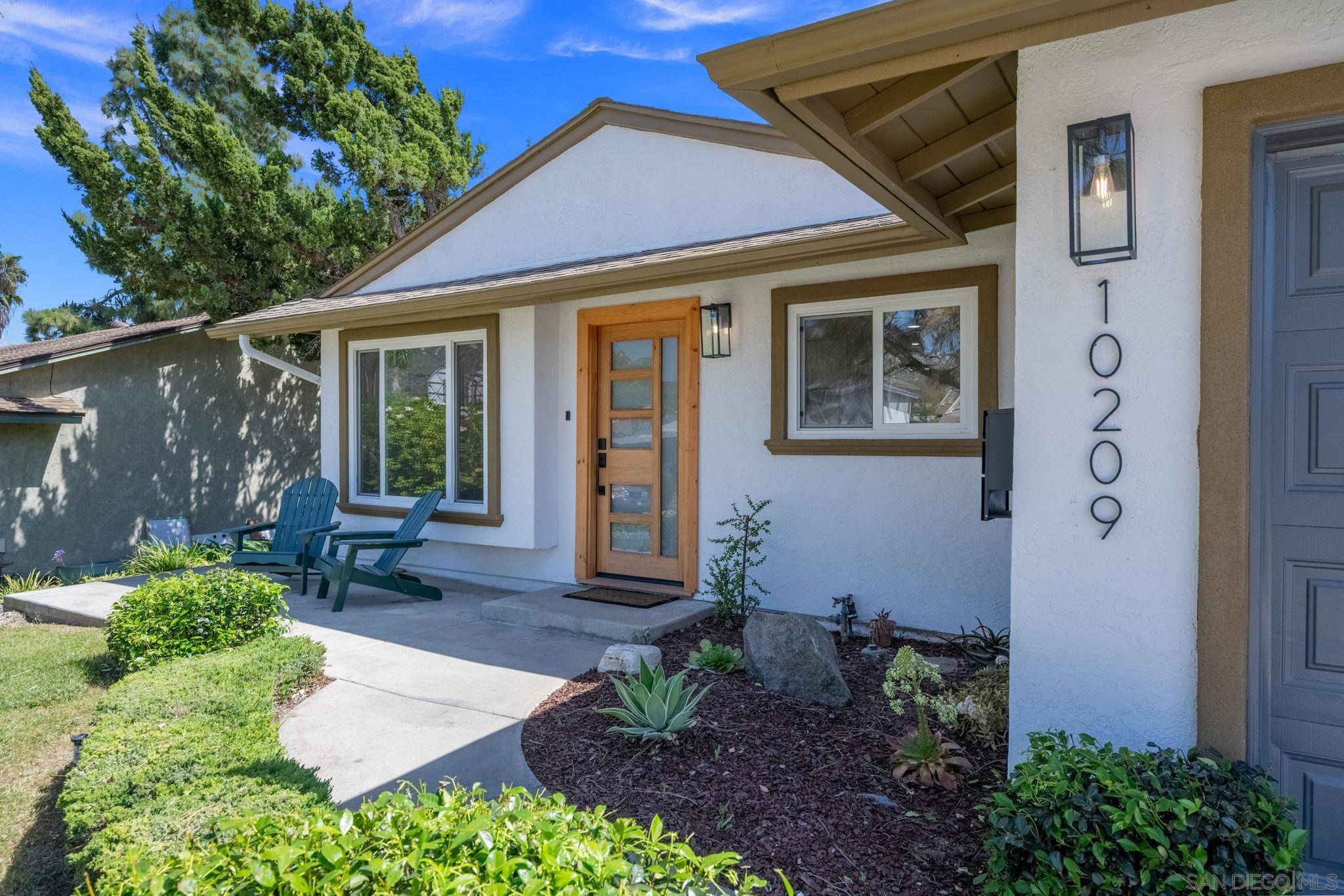 Santee, CA 92071,10209 Maple Tree Rd
