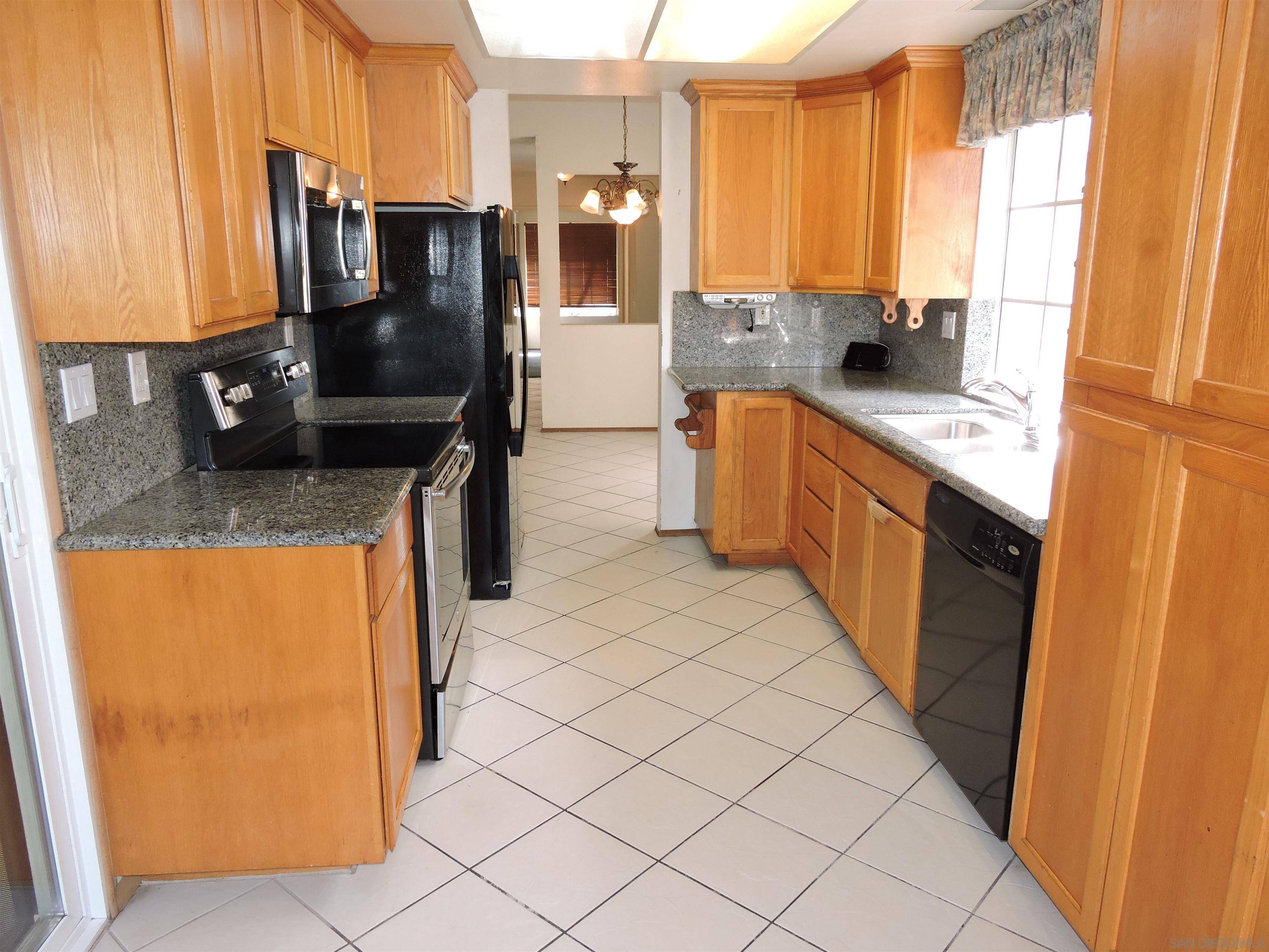 San Diego, CA 92111,3164 W Fox Run Way