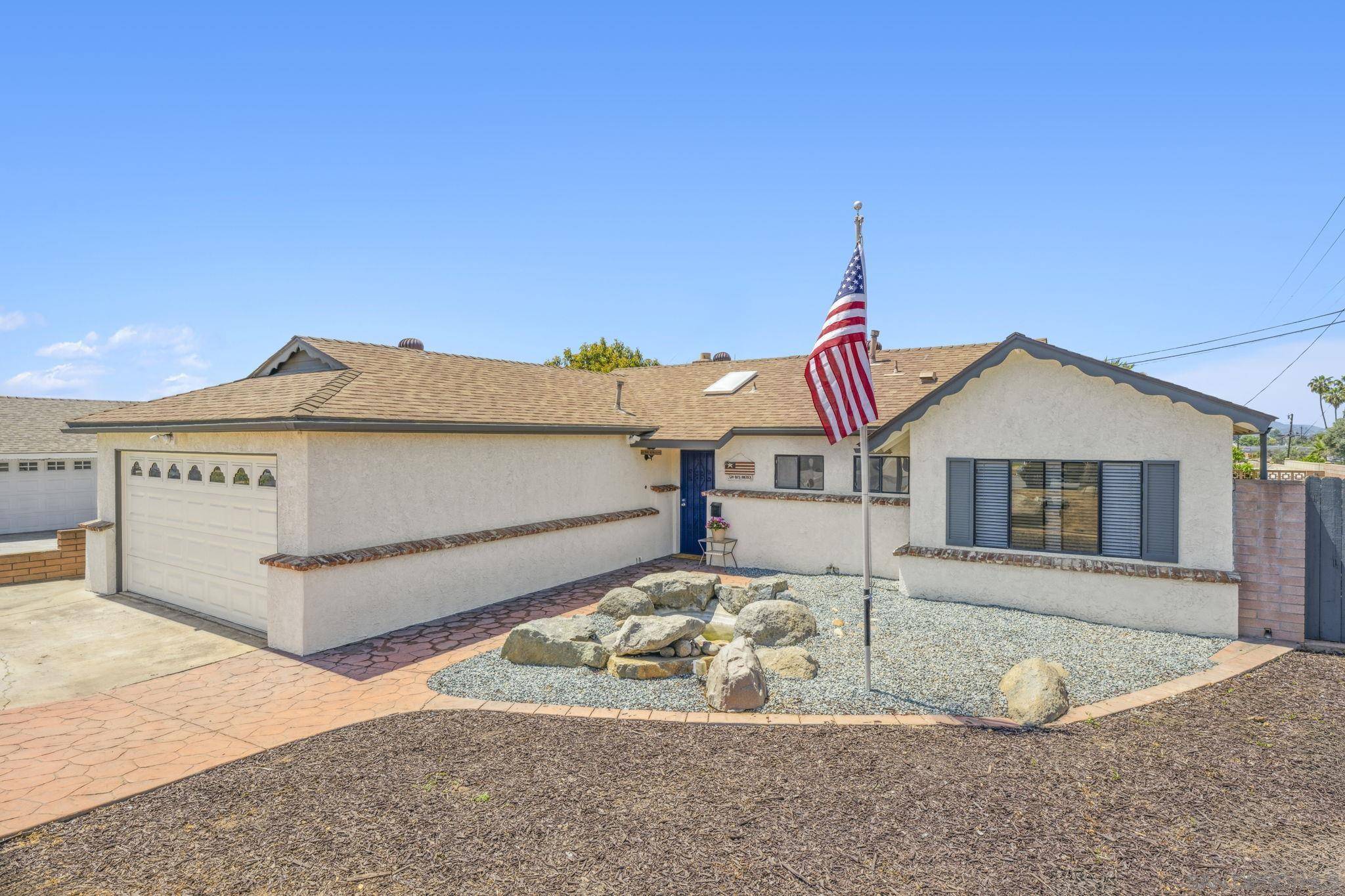 El Cajon, CA 92021,1298 Navello St