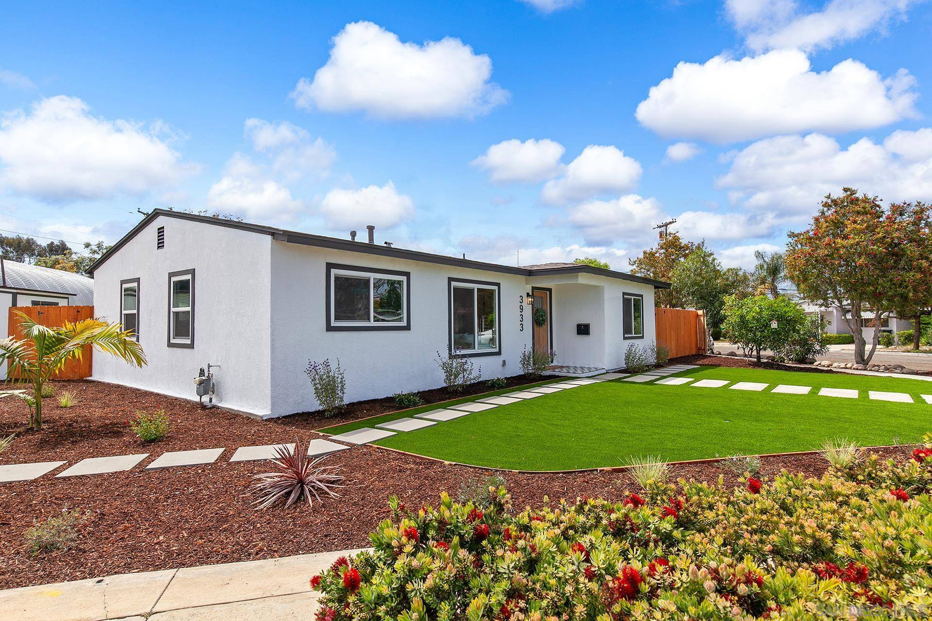 San Diego, CA 92117,3933 Willamette