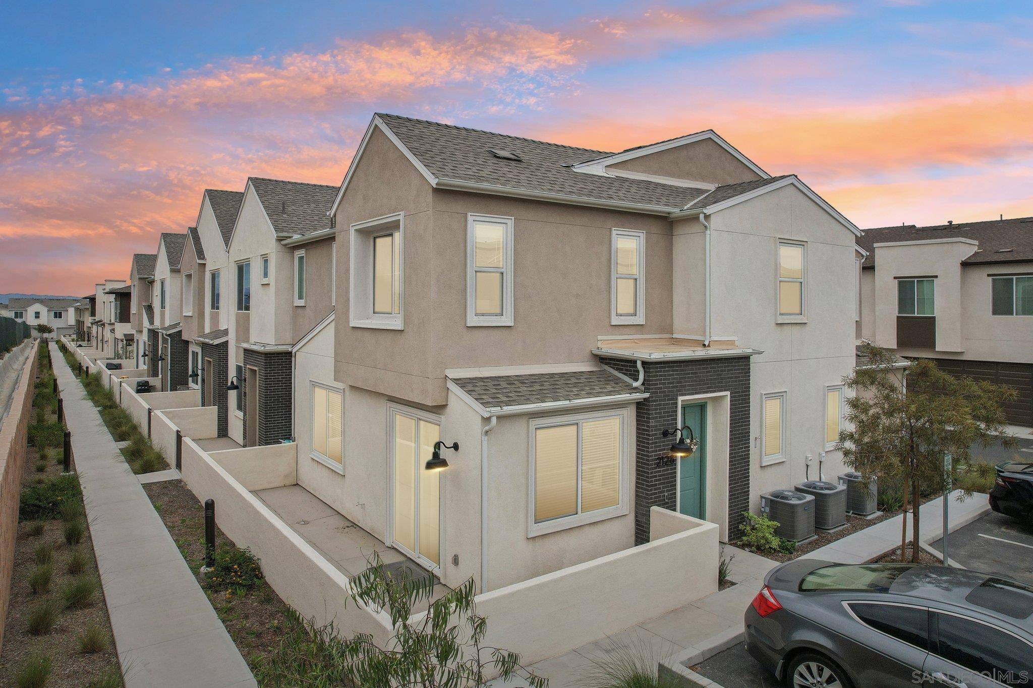 Chula Vista, CA 91913,2128 Bluestone Circle