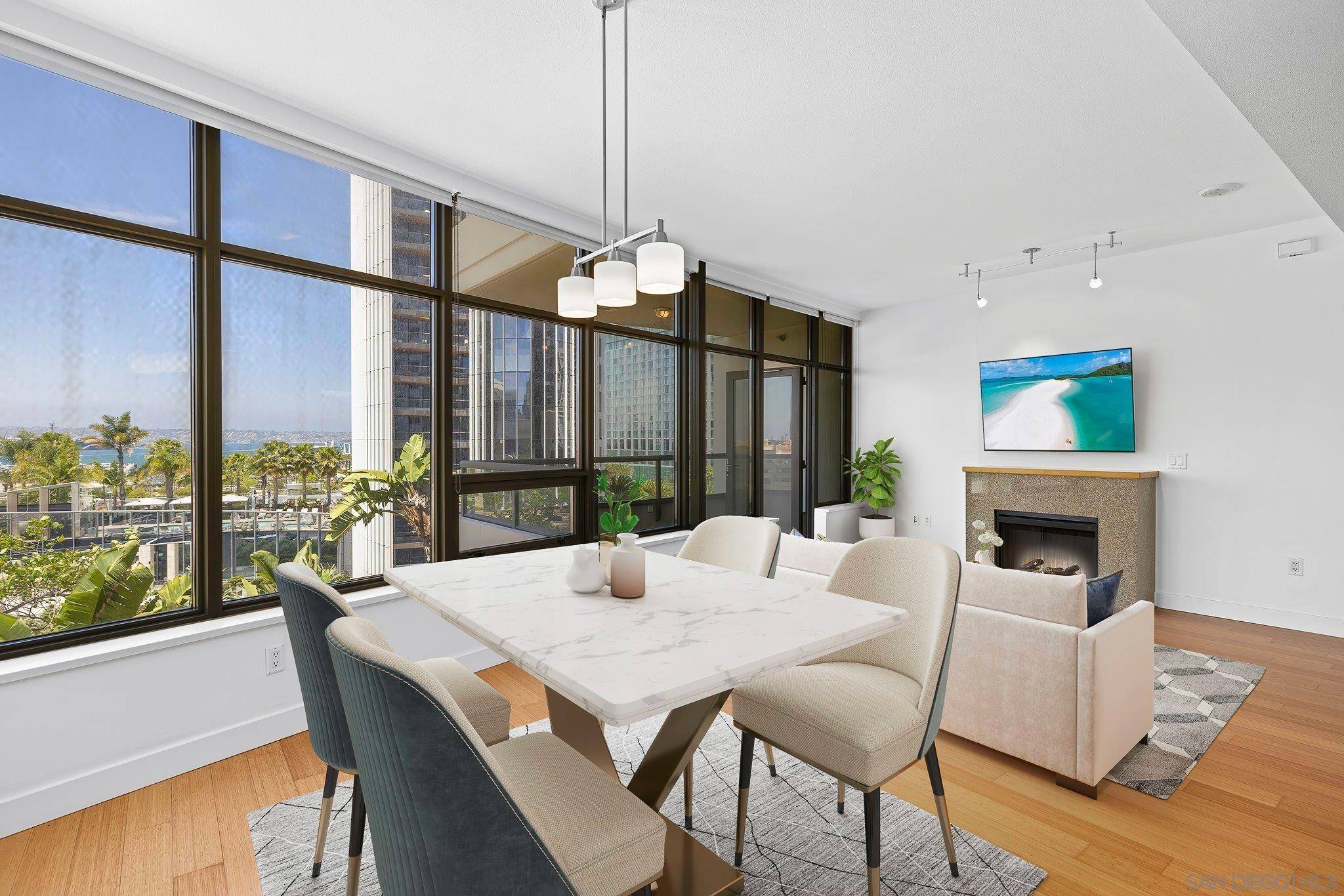 San Diego, CA 92101,700 W E St #601