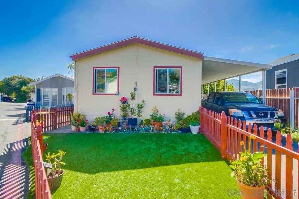 Spring Valley, CA 91977,9902 Jamacha Blvd #SPC 80