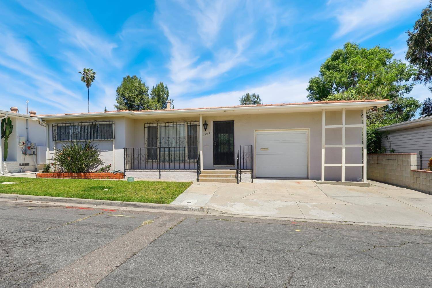 San Diego, CA 92115,6504 Bradford St