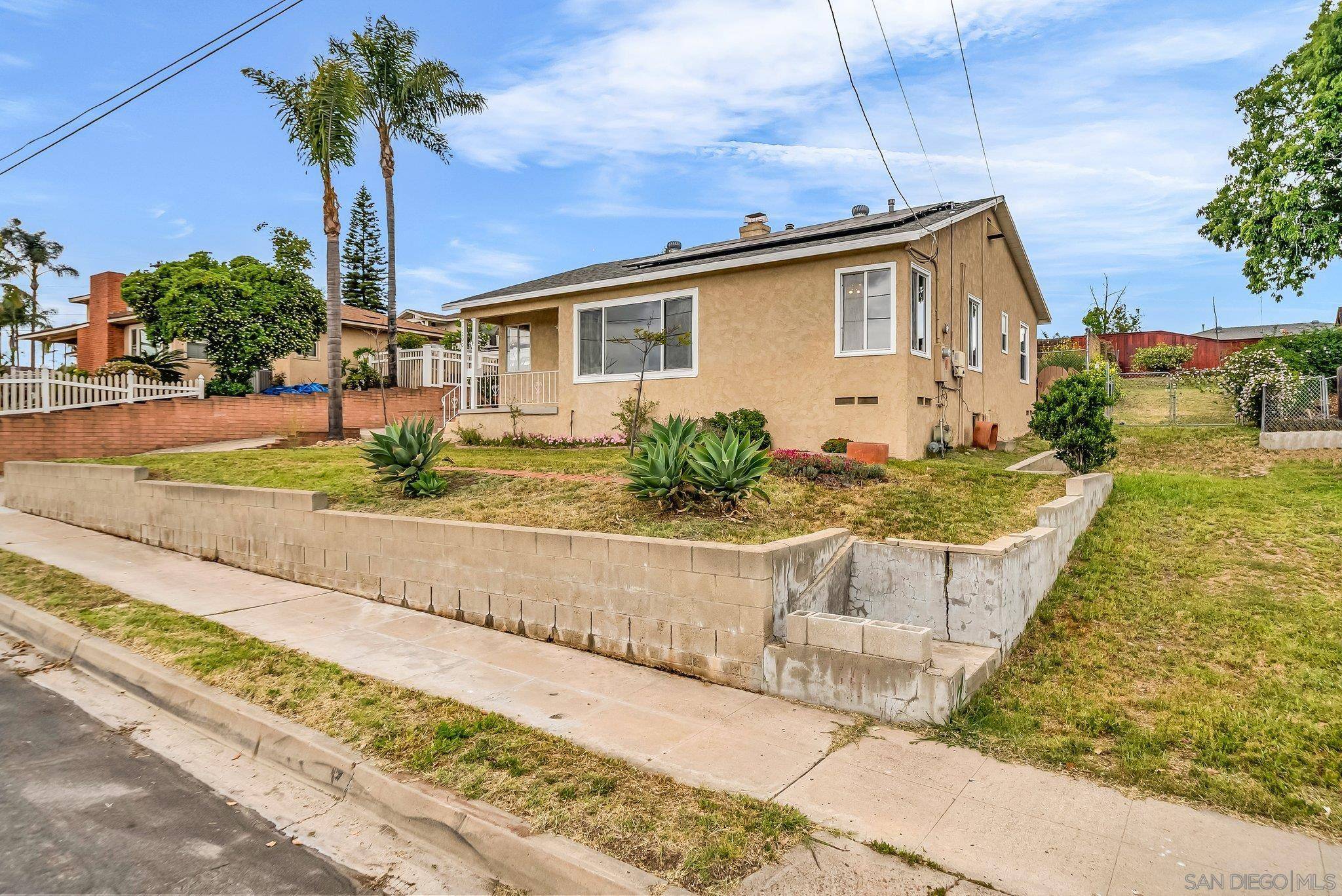 La Mesa, CA 91942,7200 Colony Rd