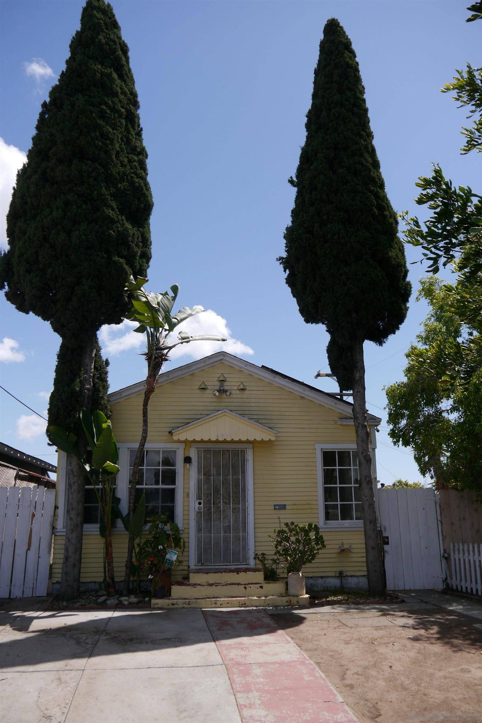 San Diego, CA 92105,4711 Landis St.