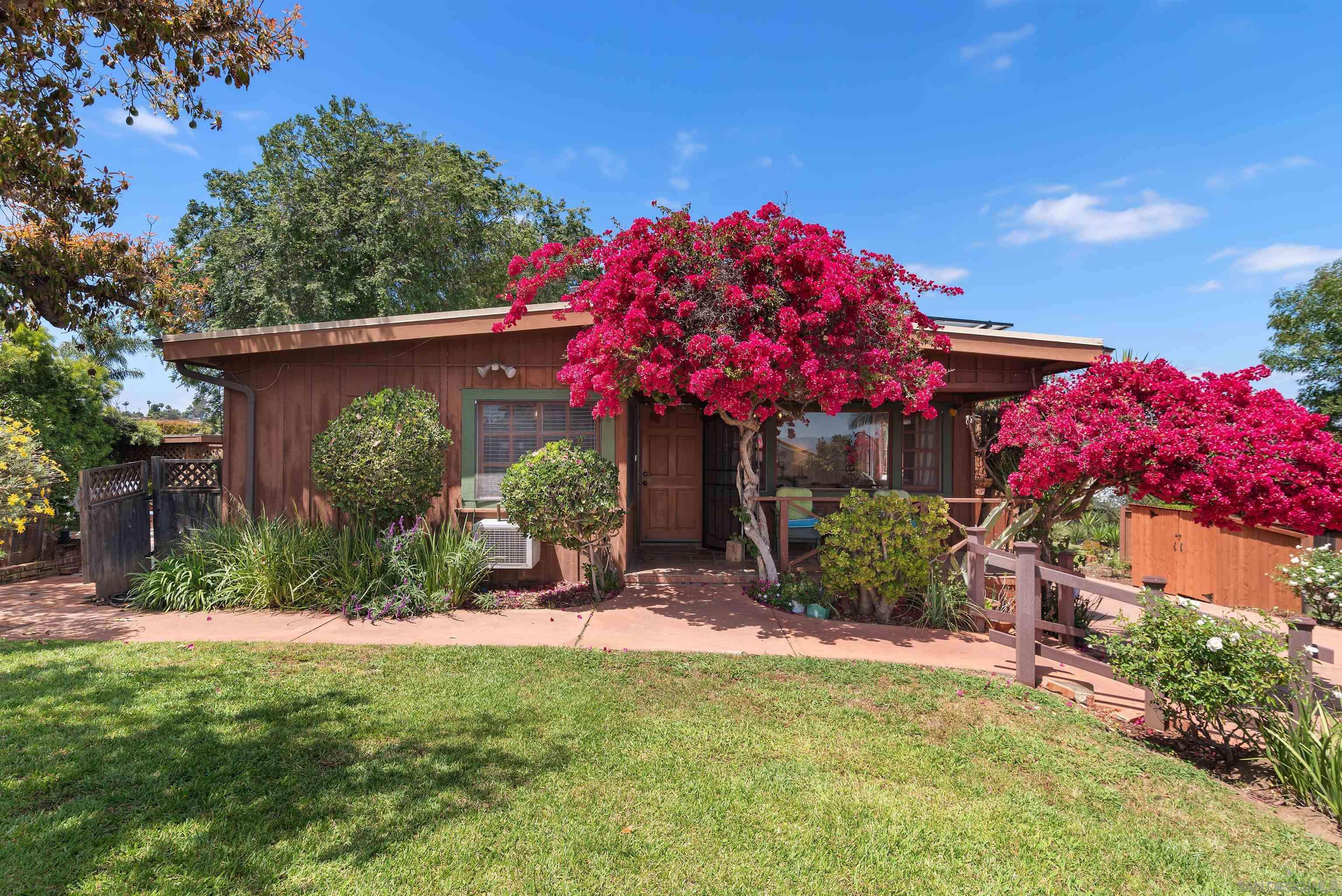 Escondido, CA 92025,900 W 16Th Ave
