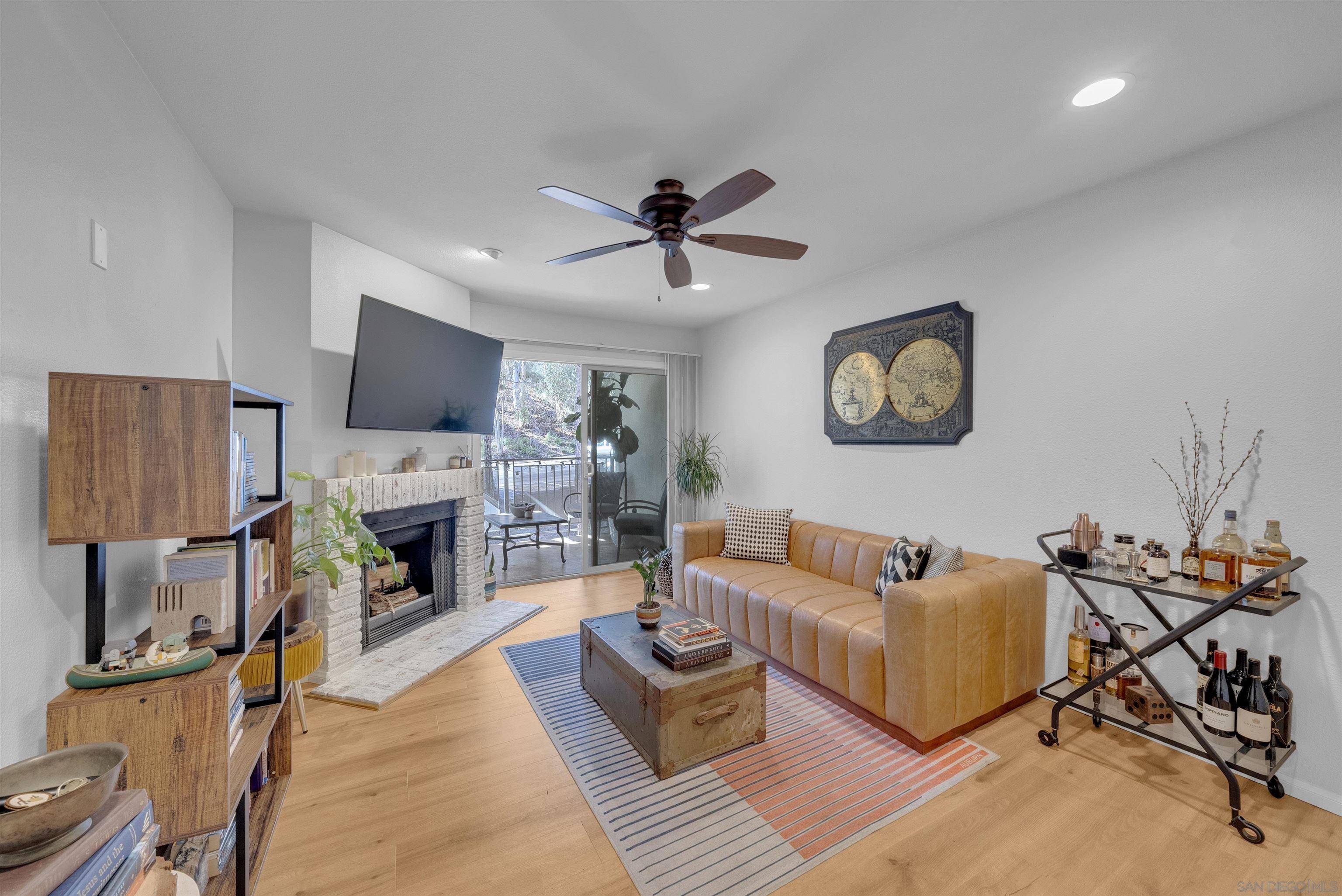 Encinitas, CA 92024,1750 S El Camino Real #207