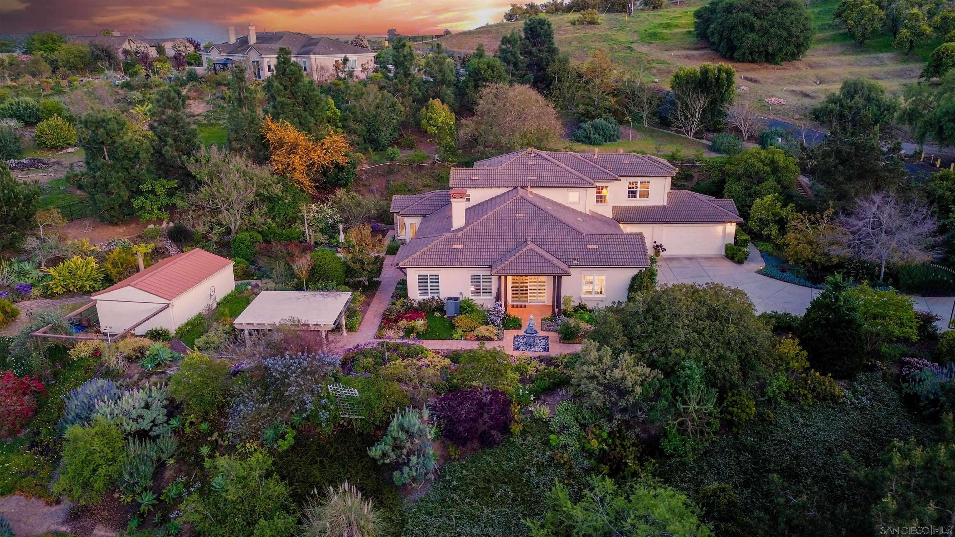 Fallbrook, CA 92028,5034 Hill Ranch Dr