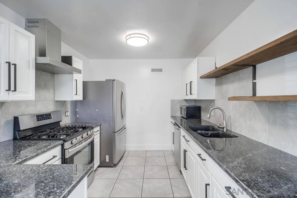 Imperial Beach, CA 91932,1124 Florida St
