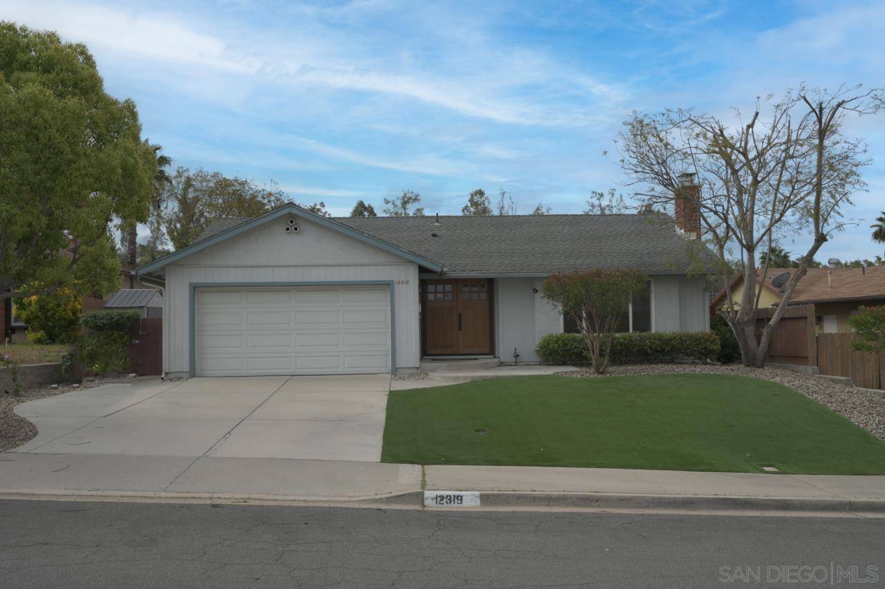 Poway, CA 92064,12319 Hill Country Dr