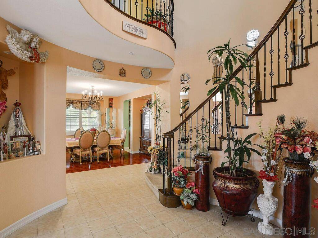 San Diego, CA 92082,13005 Bridlewood