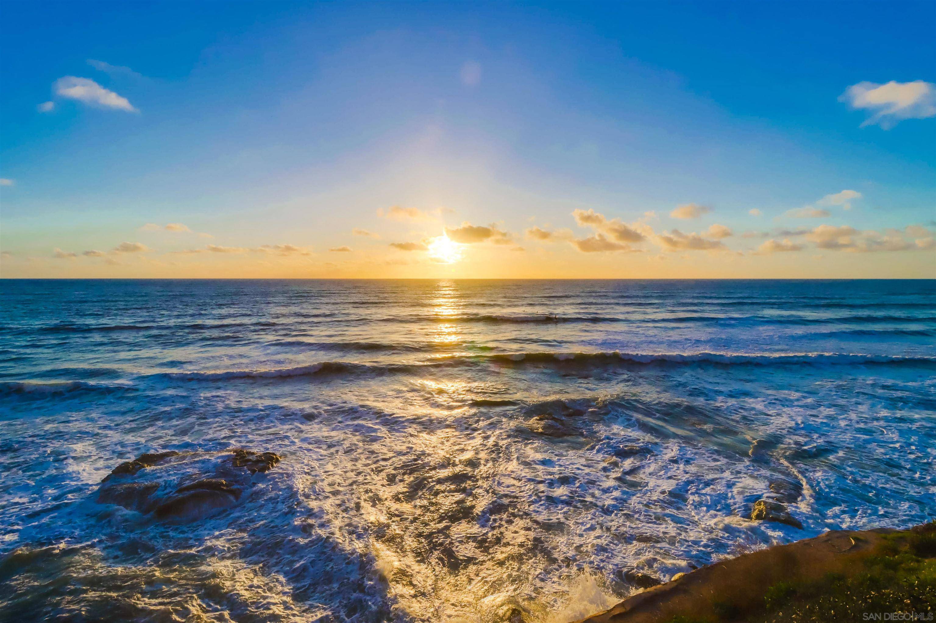 San Diego, CA 92107,1476-80 Pescadero Drive