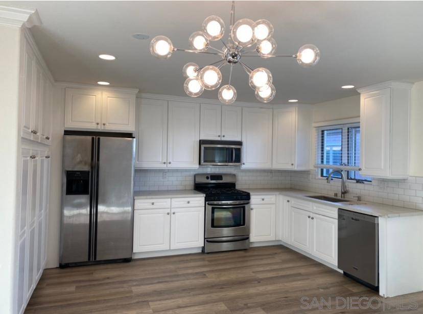 San Diego, CA 92037,525 Marine street #8