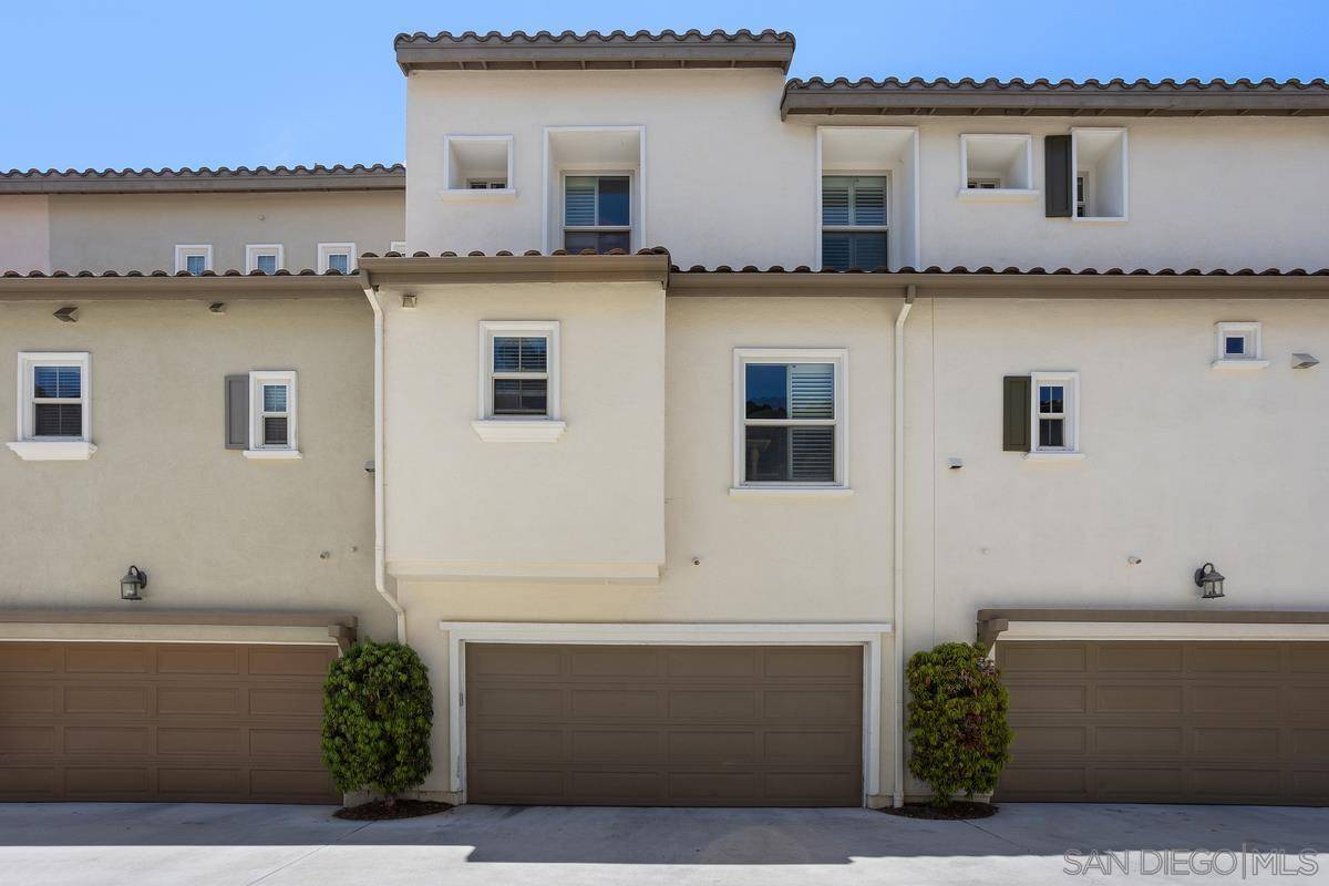 San Marcos, CA 92078,2070 Silverado St