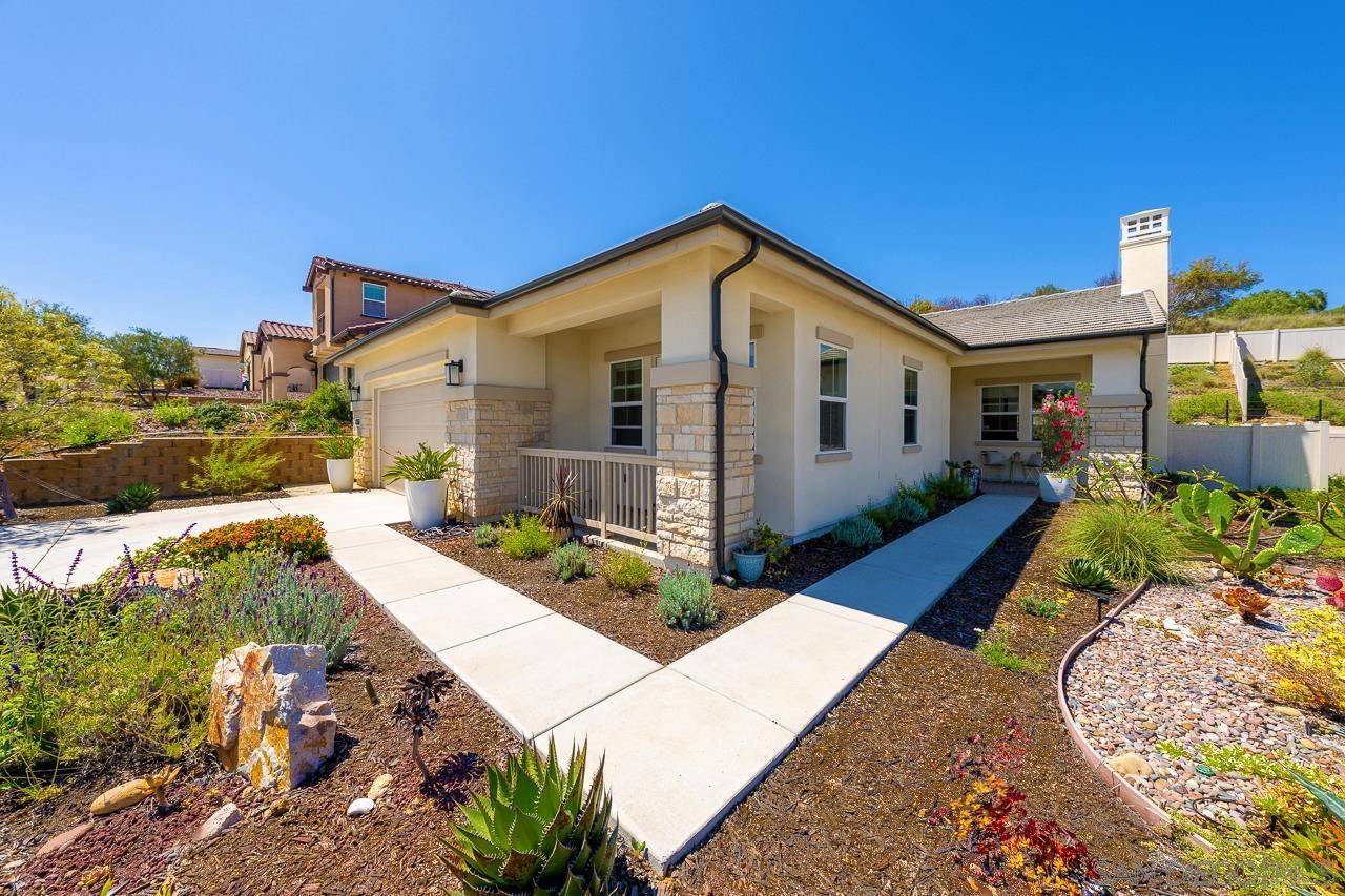 Bonita, CA 91902,8366 The Grant Place