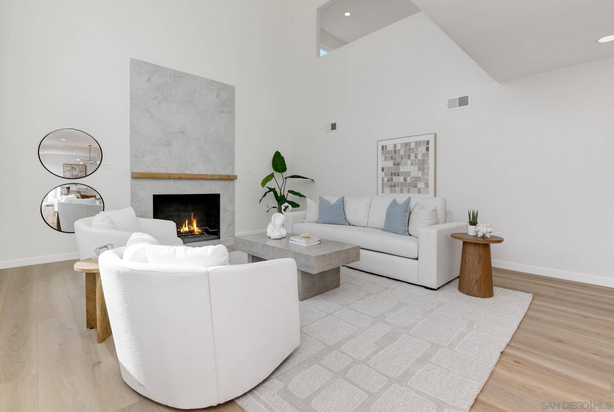 La Mesa, CA 91941,9830 Lyncarol Dr