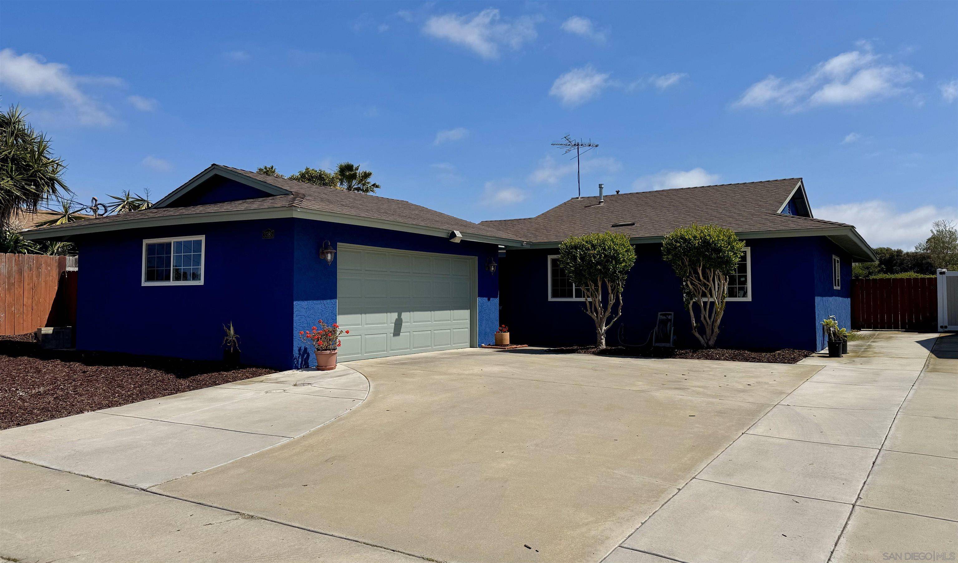 San Diego, CA 92117,3585 Gaylord Ct