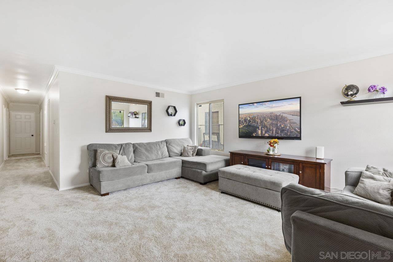 Spring Valley, CA 91977,8300 Cacus Street