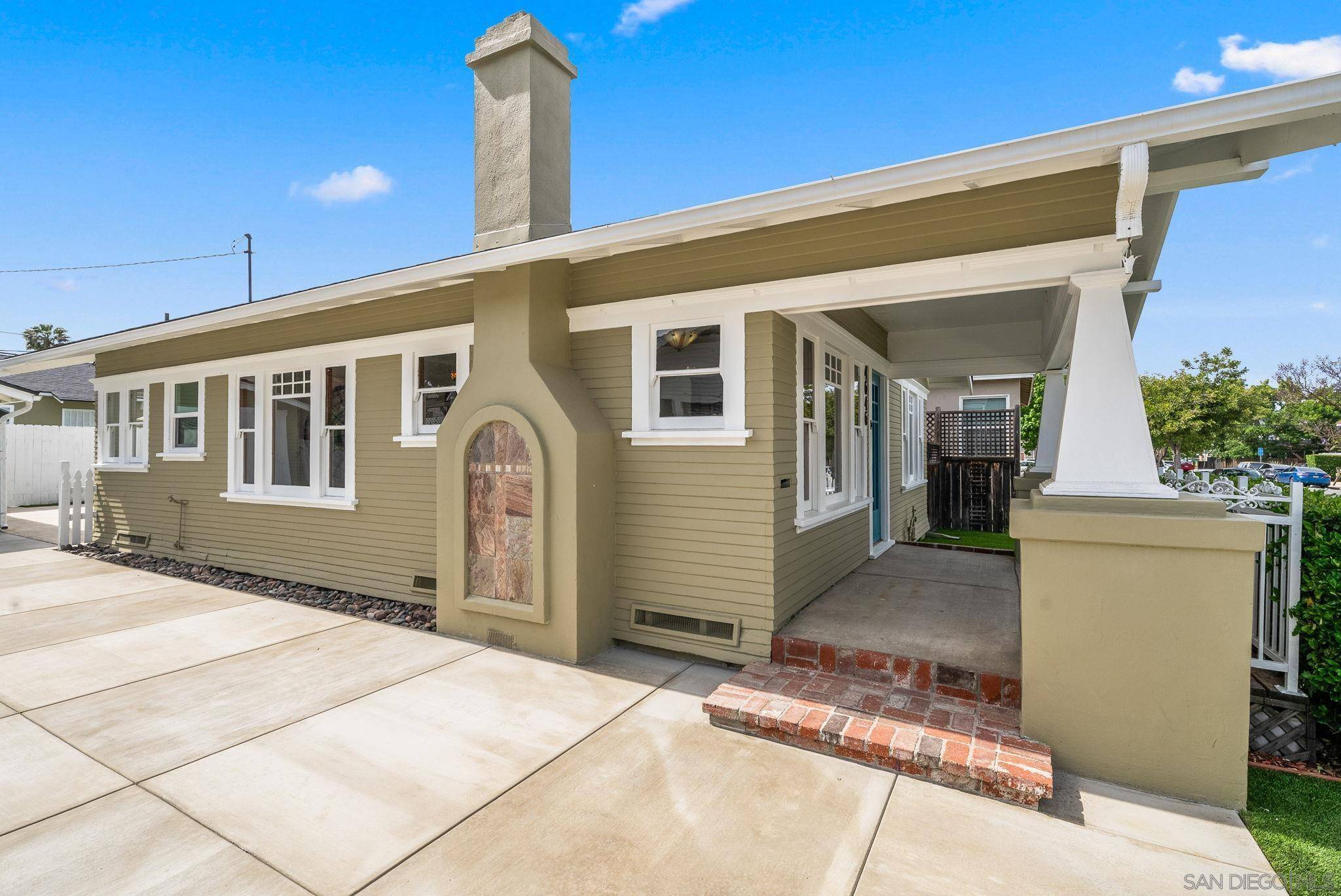 San Diego, CA 92116,4646-48 Cherokee Avenue