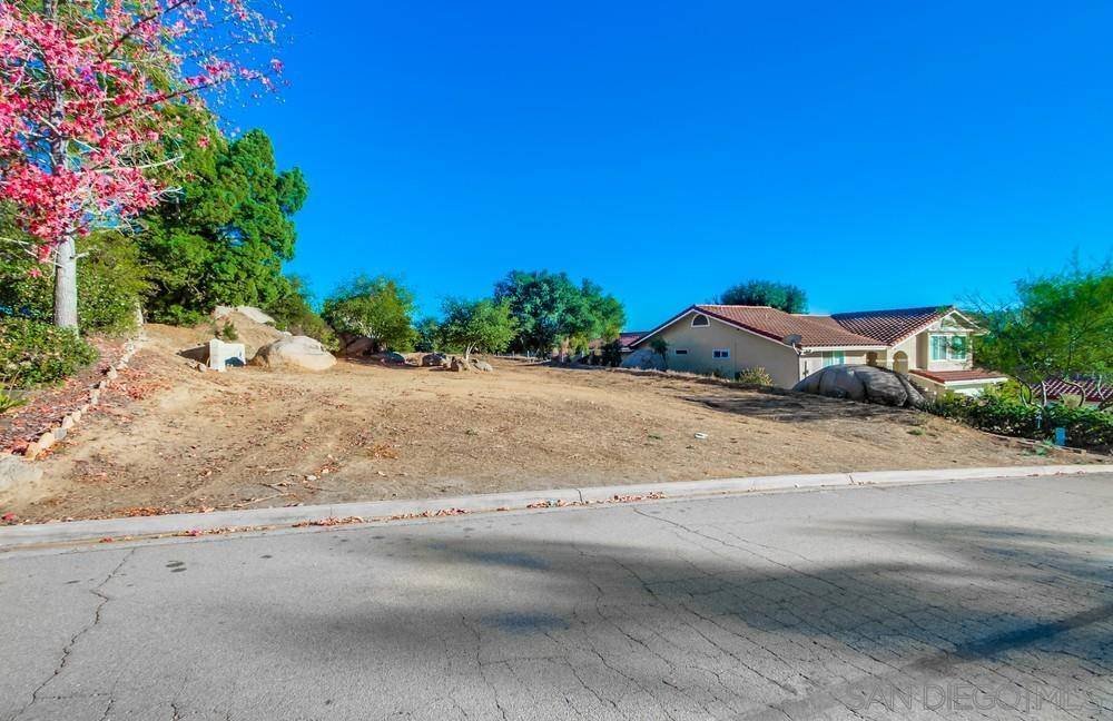 Escondido, CA 92026,28543 Meadow Glen Way #1