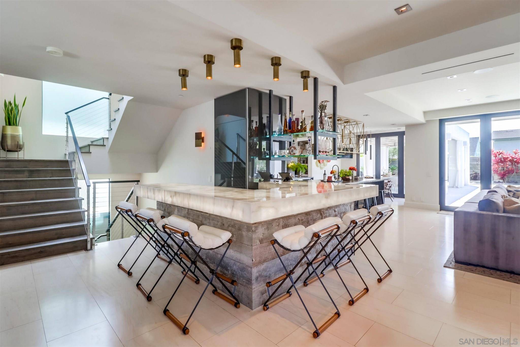 Coronado, CA 92118,969 Adella Ave
