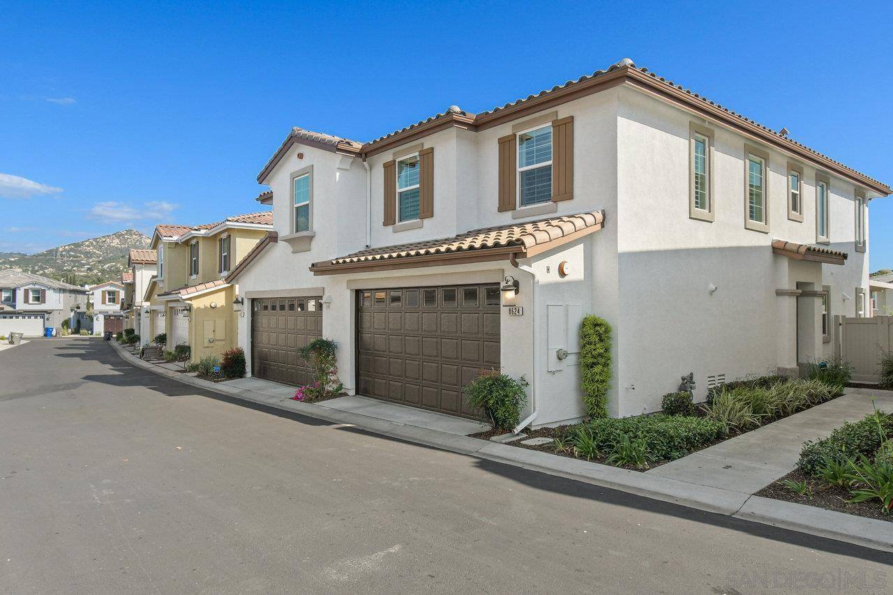 Lakeside, CA 92040,8624 Sage Shadow Drive