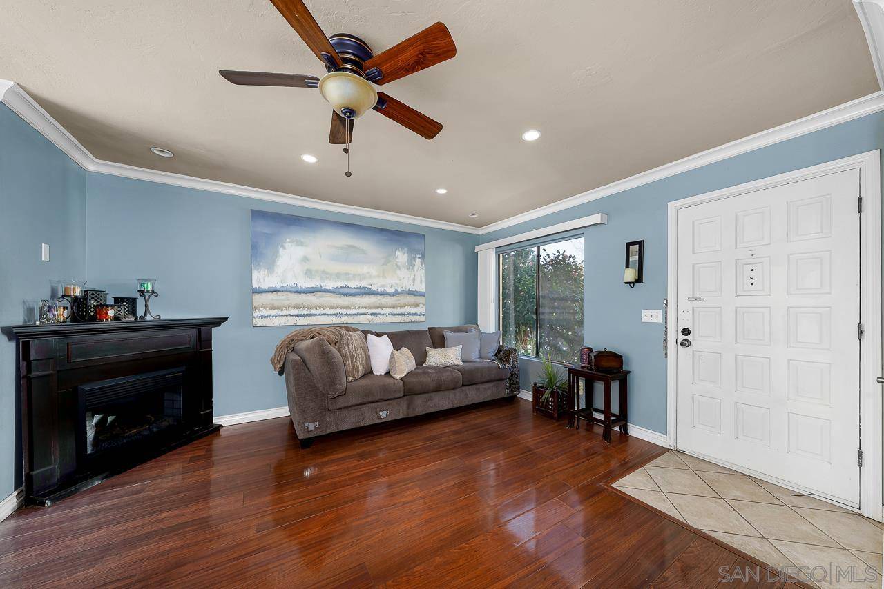 San Diego, CA 92117,2742 Ariane Dr #154