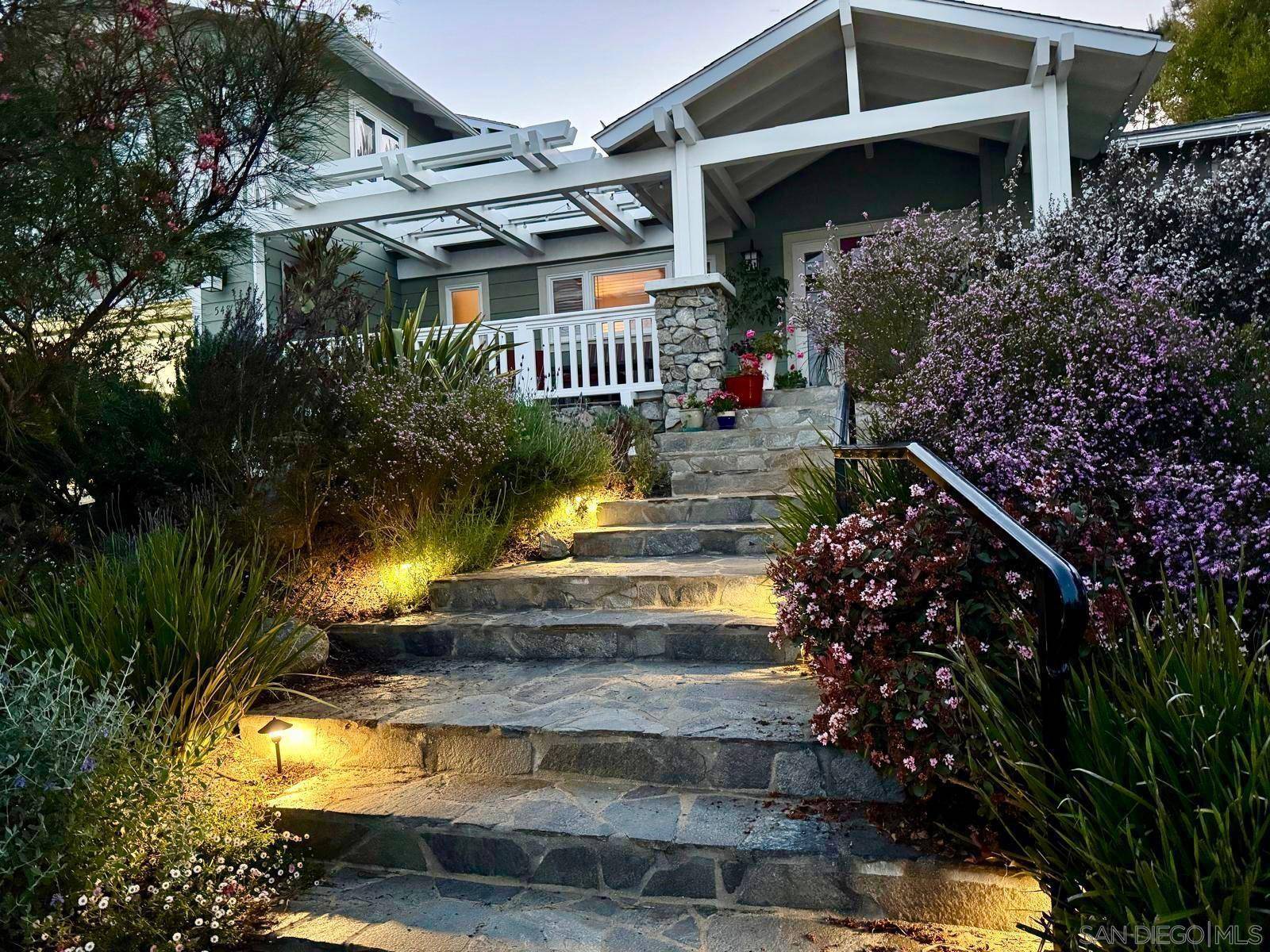 San Diego, CA 92106,548 Tarento Dr