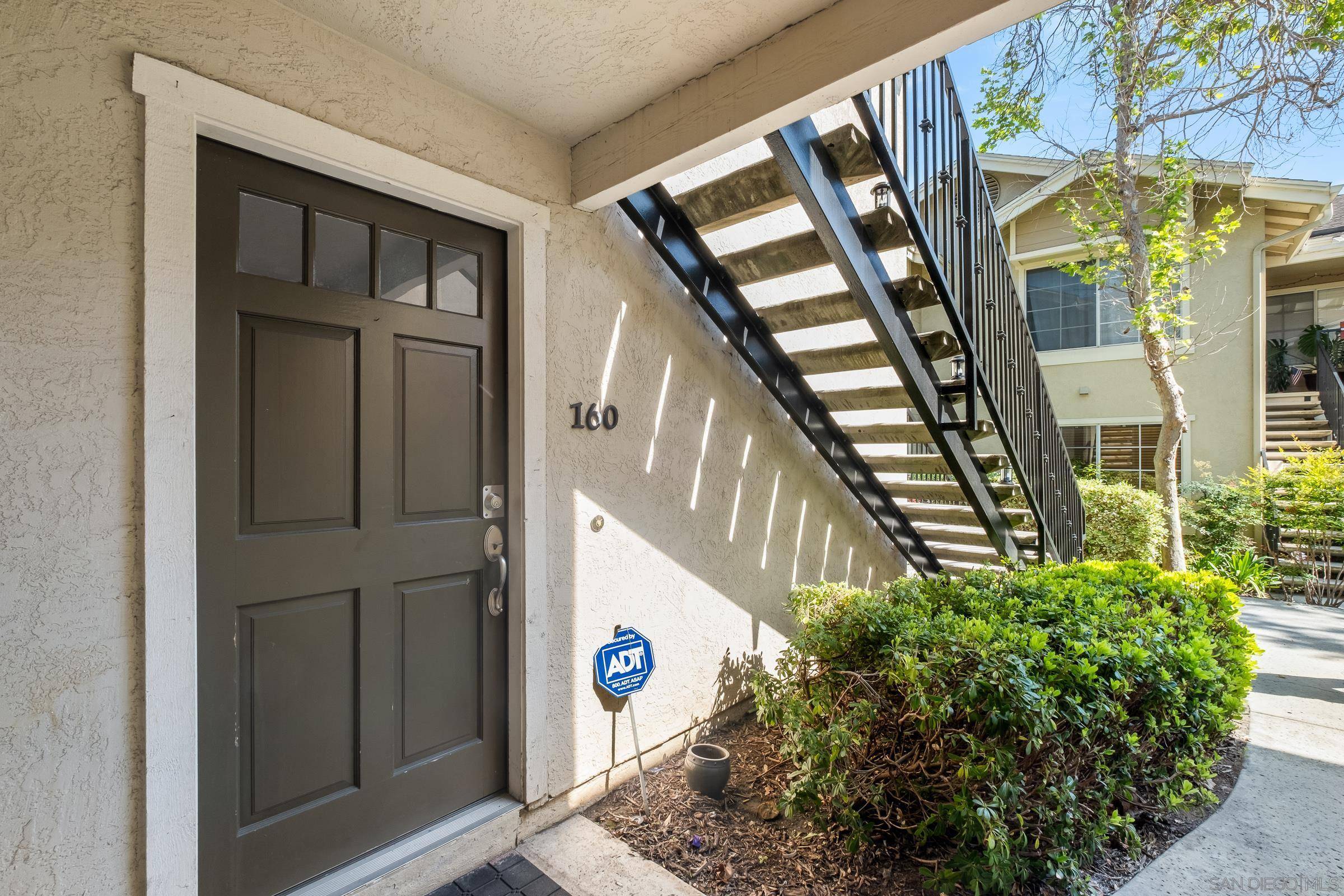 Lemon Grove, CA 91945,3625 Grove St #160