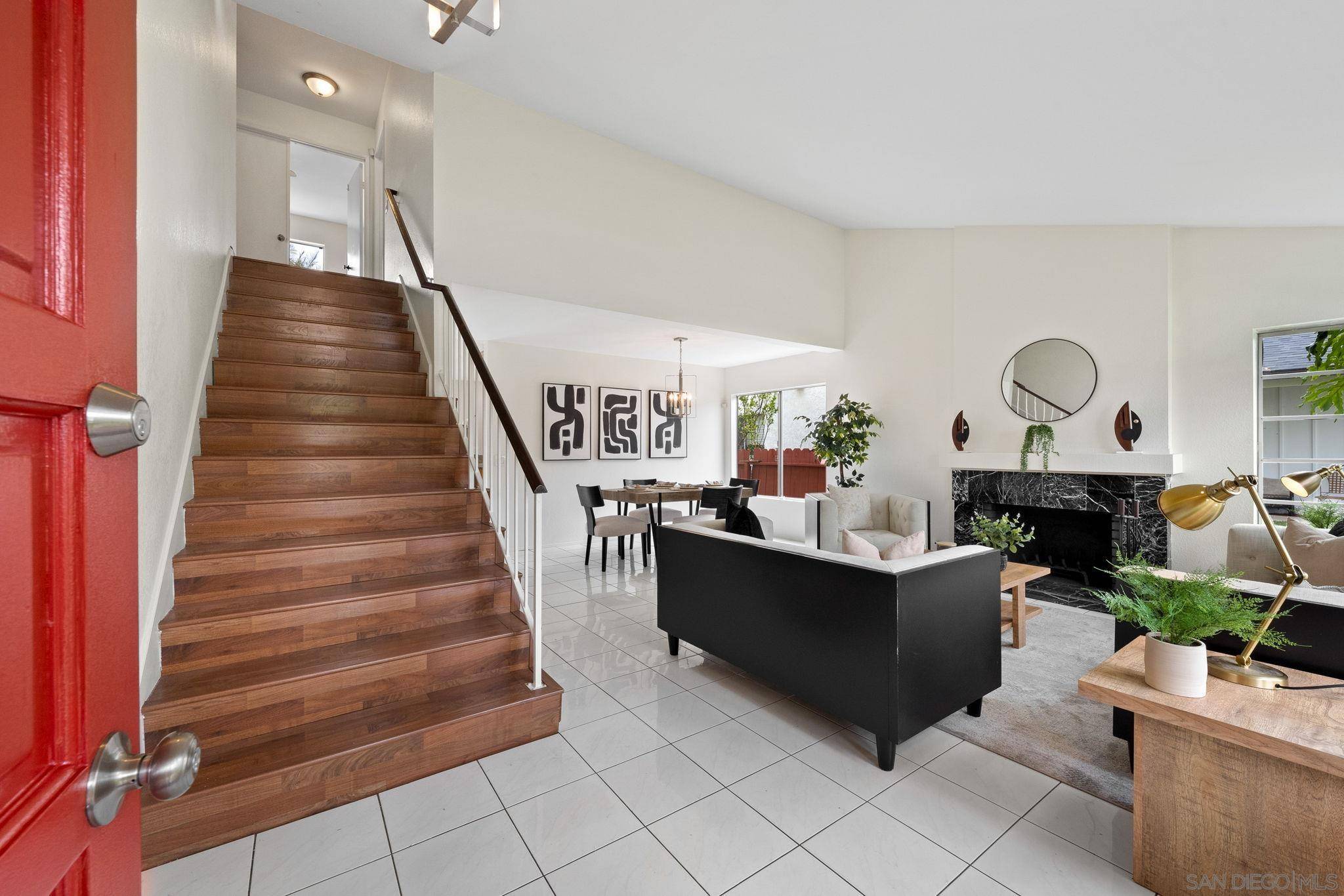San Diego, CA 92139,2336 Spring Oaks Way