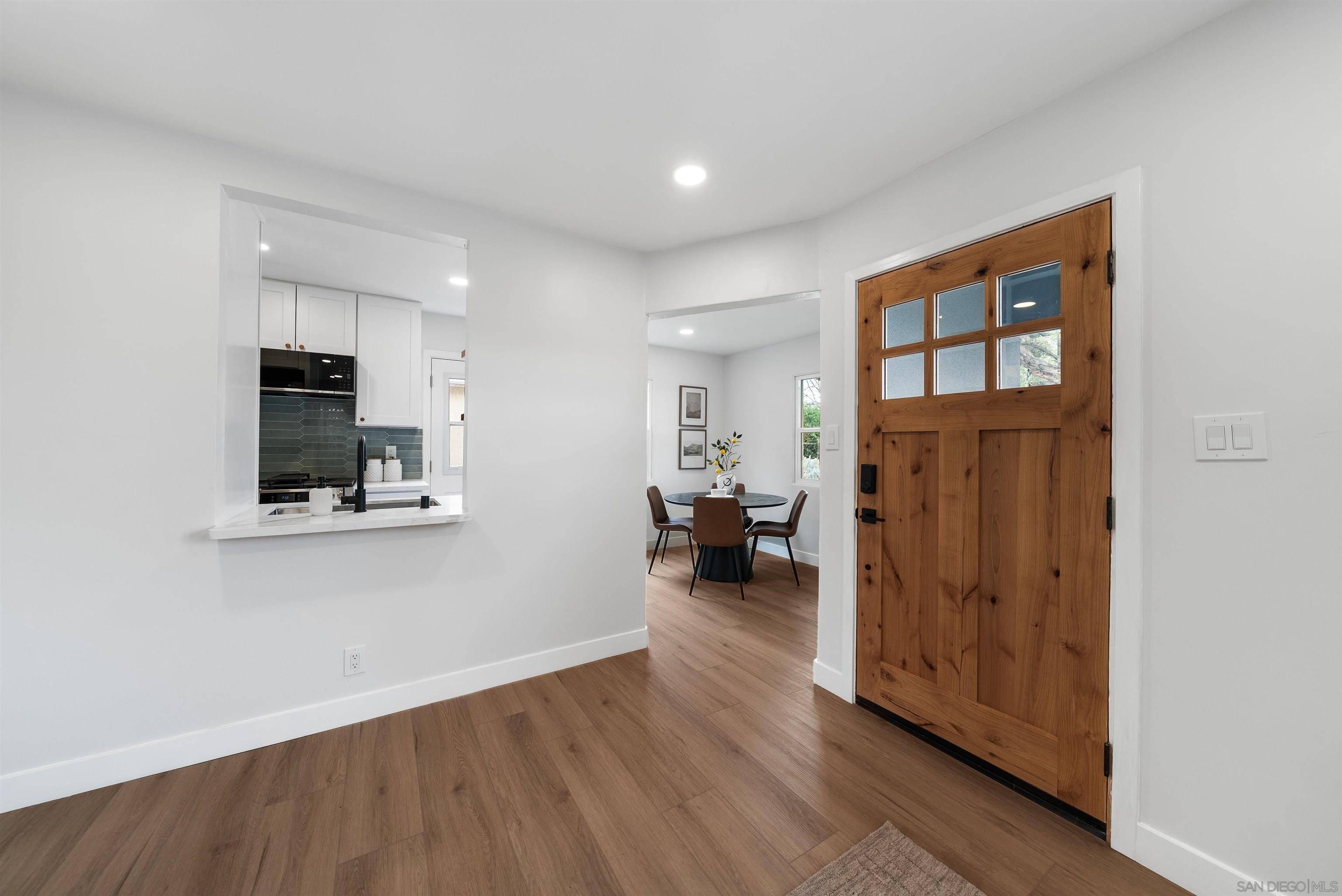 La Mesa, CA 91941,4163 Charles St