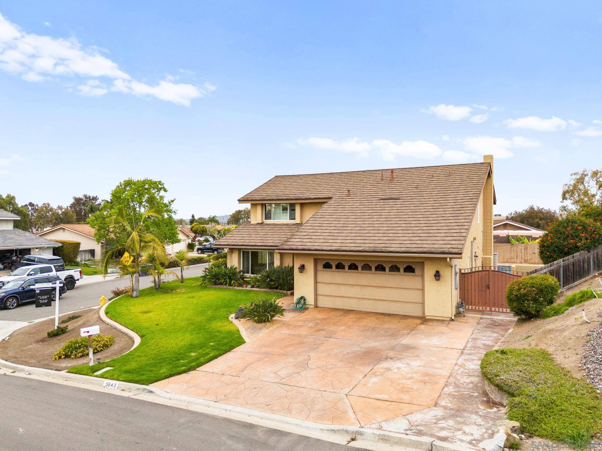 Bonita, CA 91902,5843 Central Ave