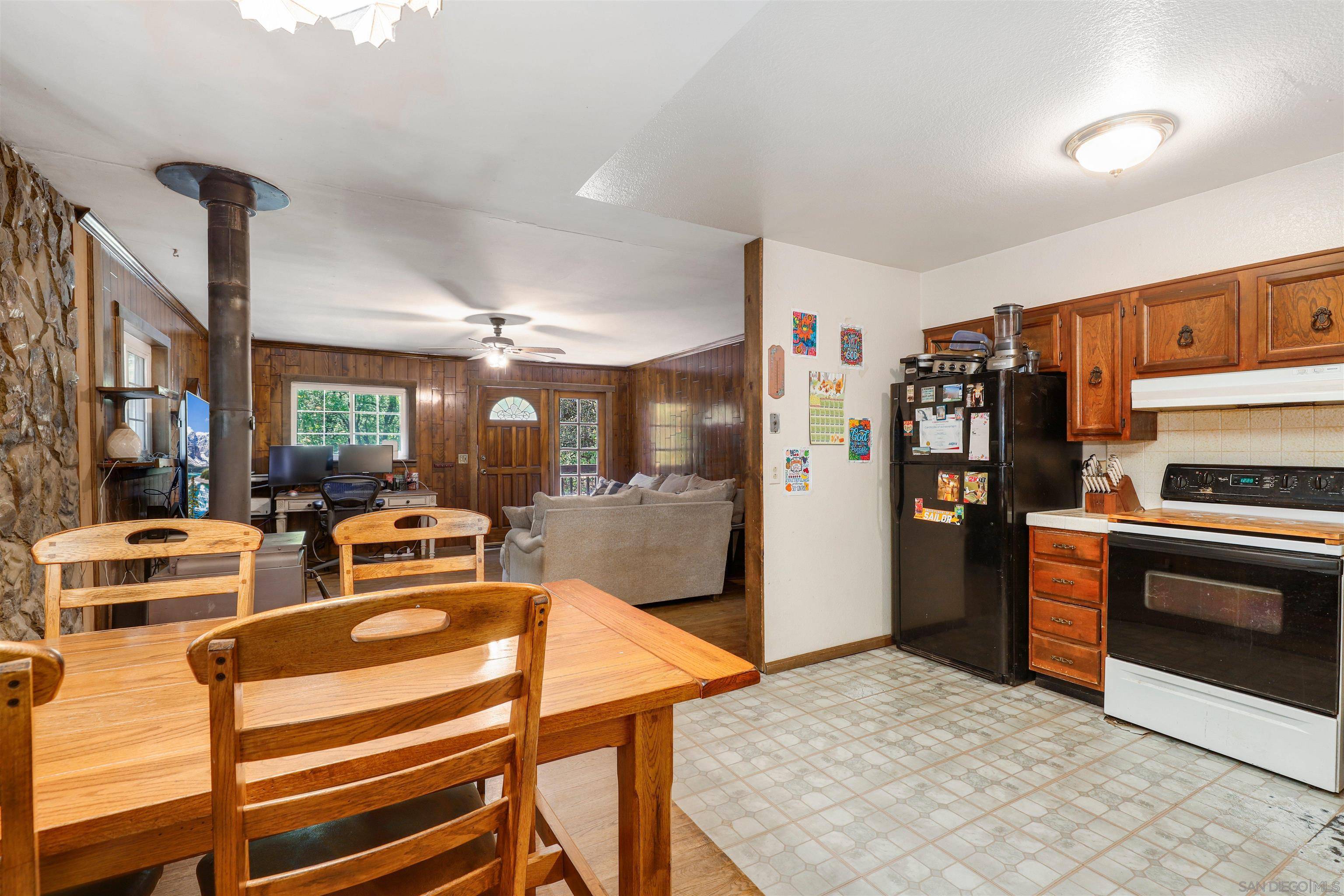 Julian, CA 92036,3754 Royal Dr