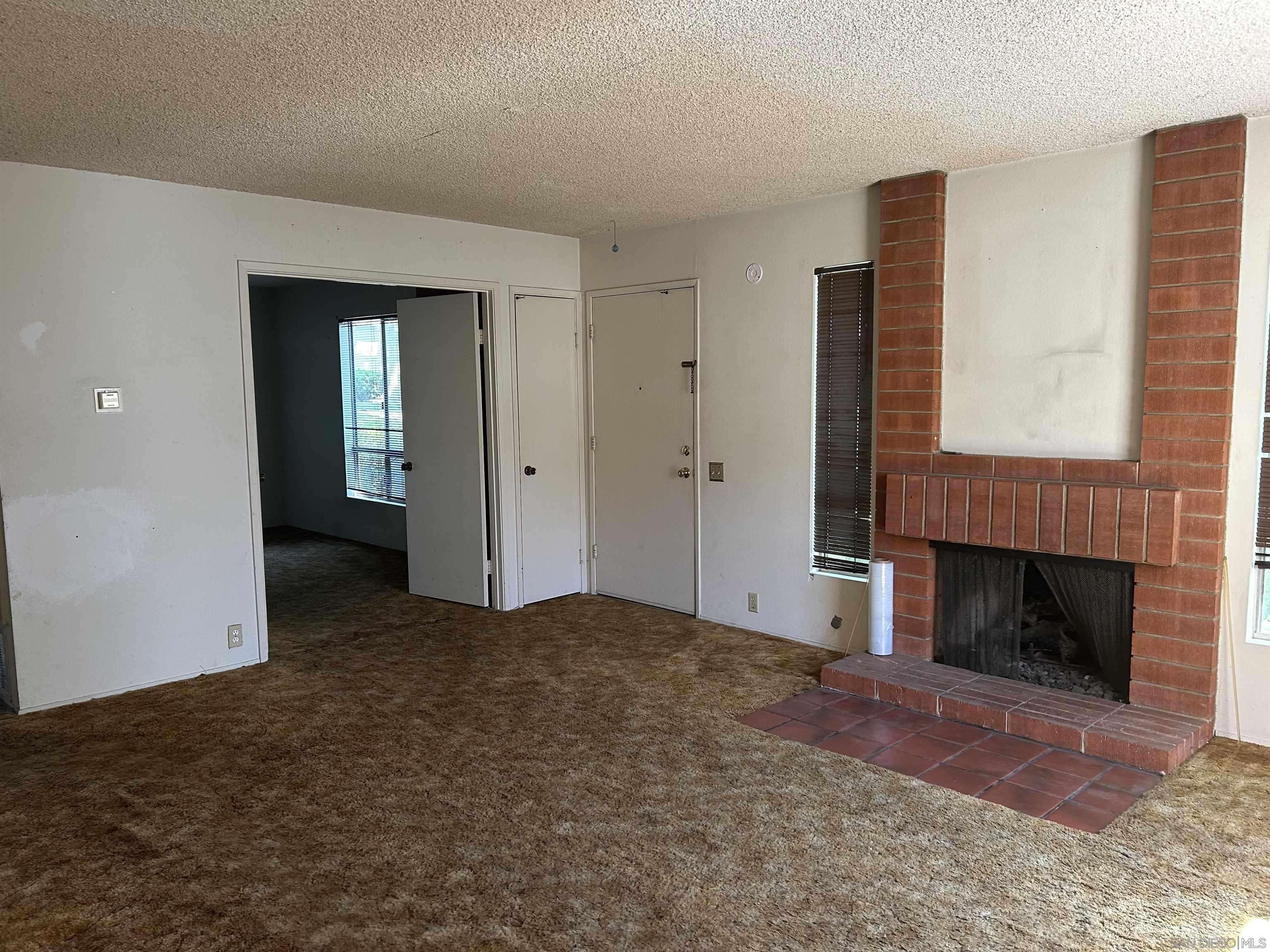 San Diego, CA 92126,8883 Hillery Dr