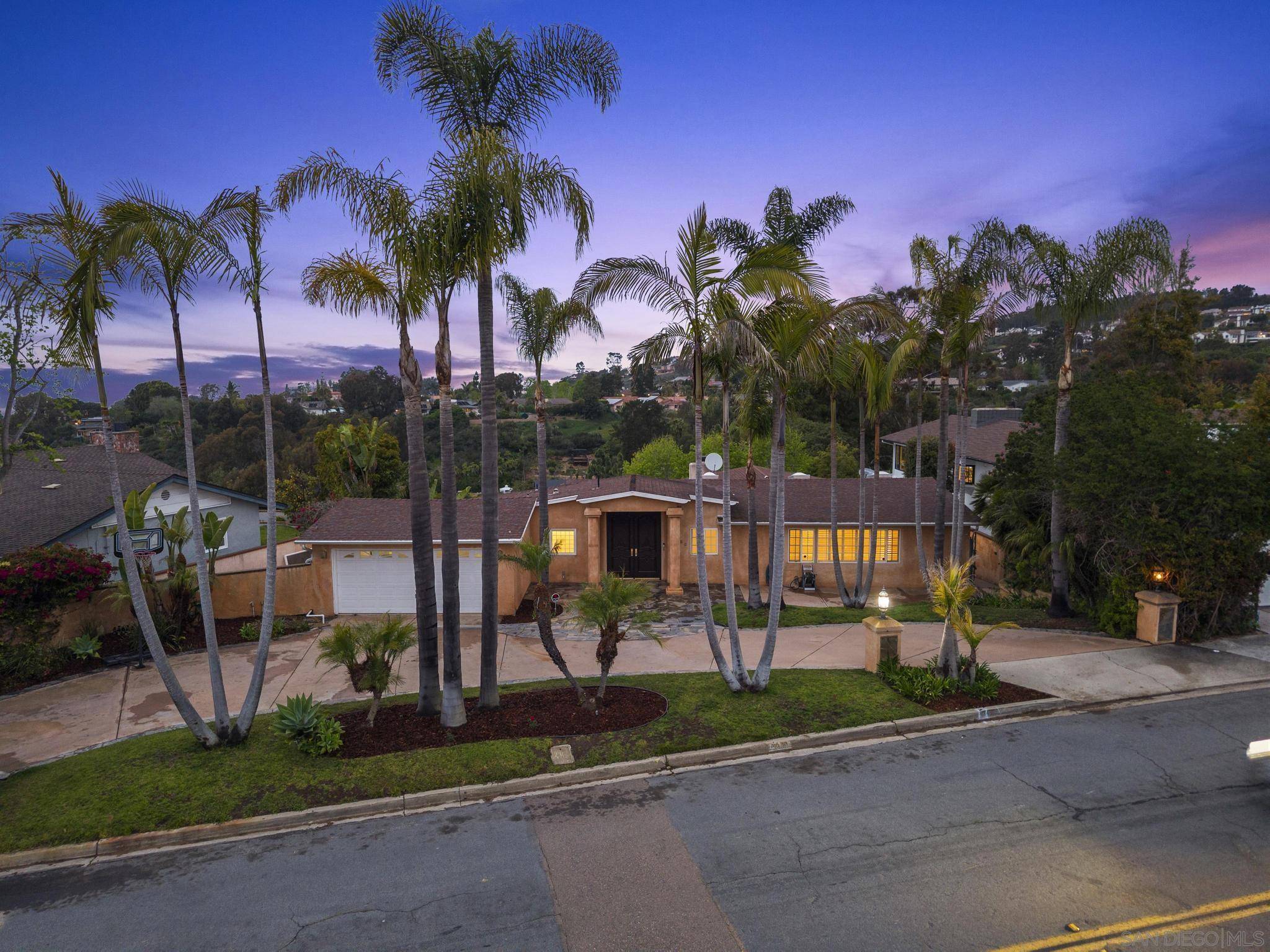 La Jolla, CA 92037,6430 La Jolla Scenic South Drive