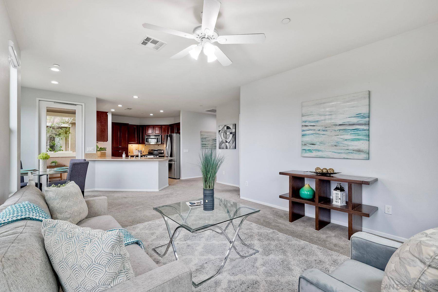 San Diego, CA 92121,6680 Canopy Ridge Ln #7