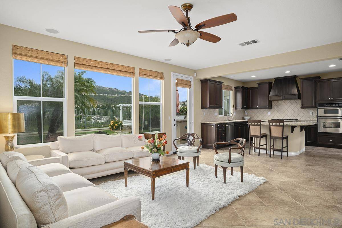 San Marcos, CA 92078,1615 Trenton Way