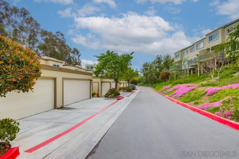 San Diego, CA 92131,10565 Caminito Basswood