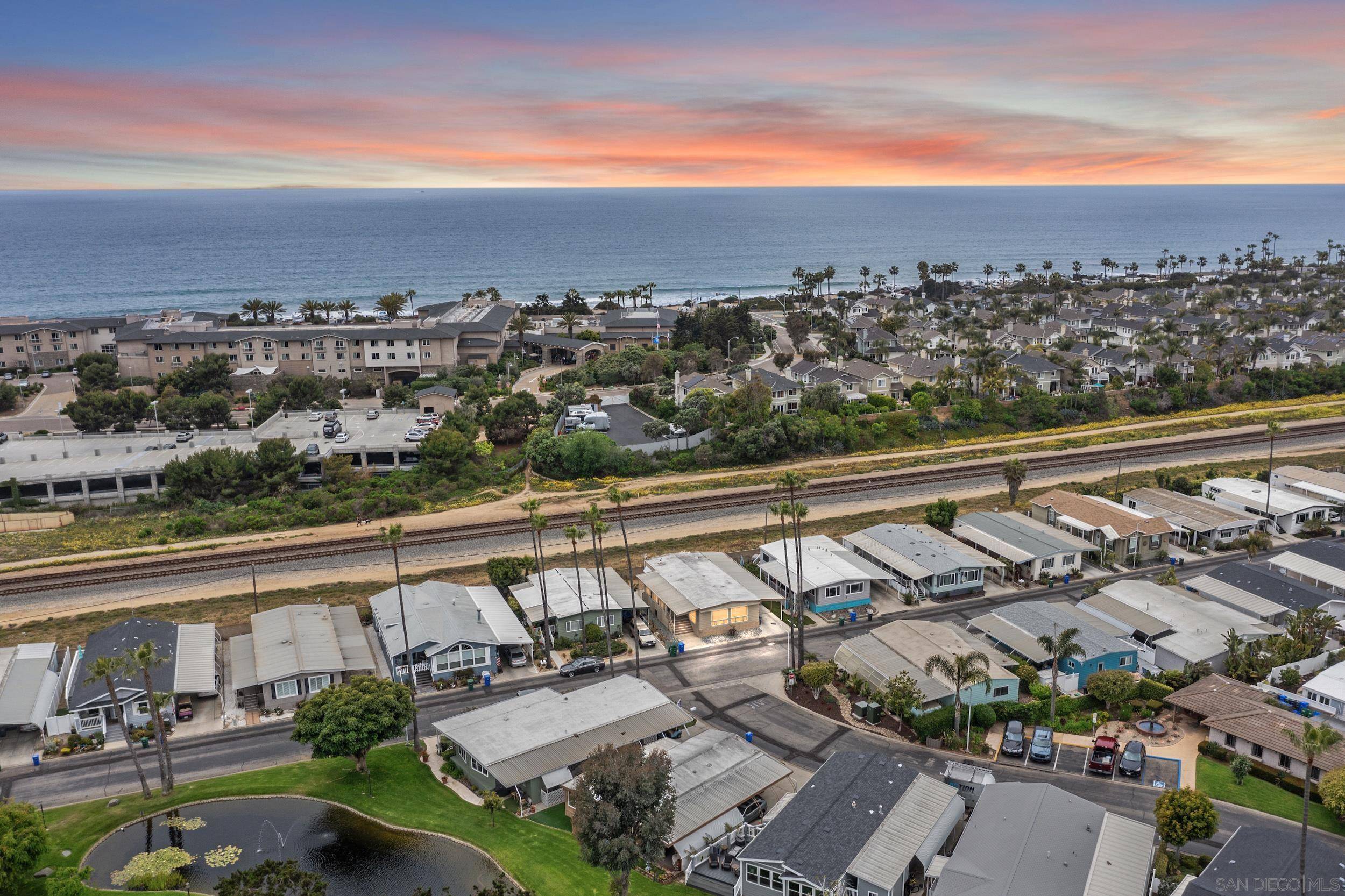 Carlsbad, CA 92011,7221 San Luis St