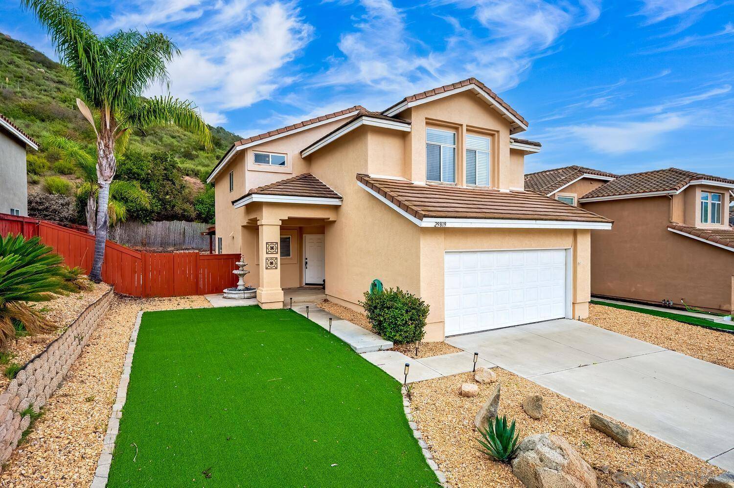 Escondido, CA 92026,29819 Platanus Dr