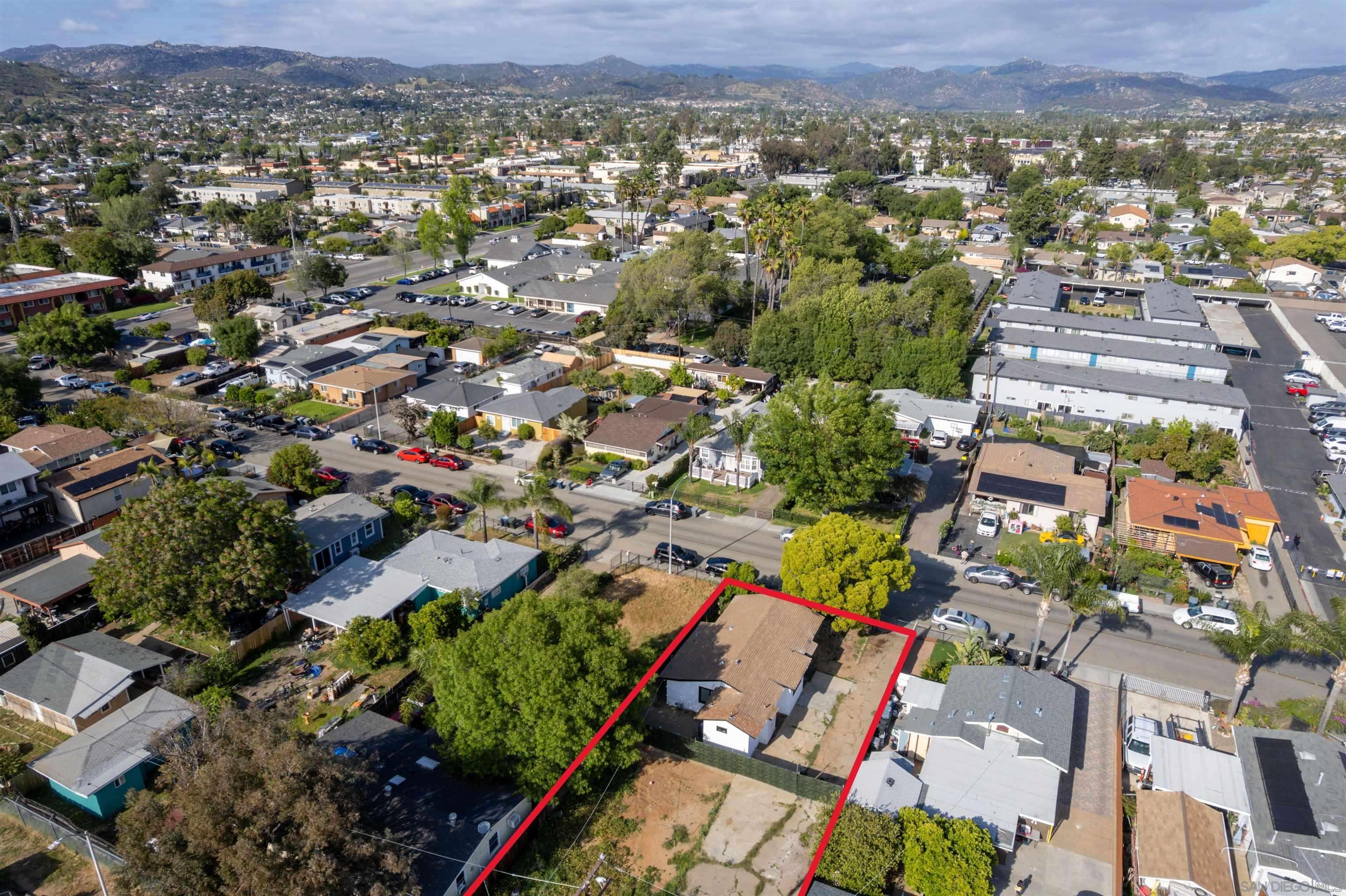 Escondido, CA 92025,717 Park Pl