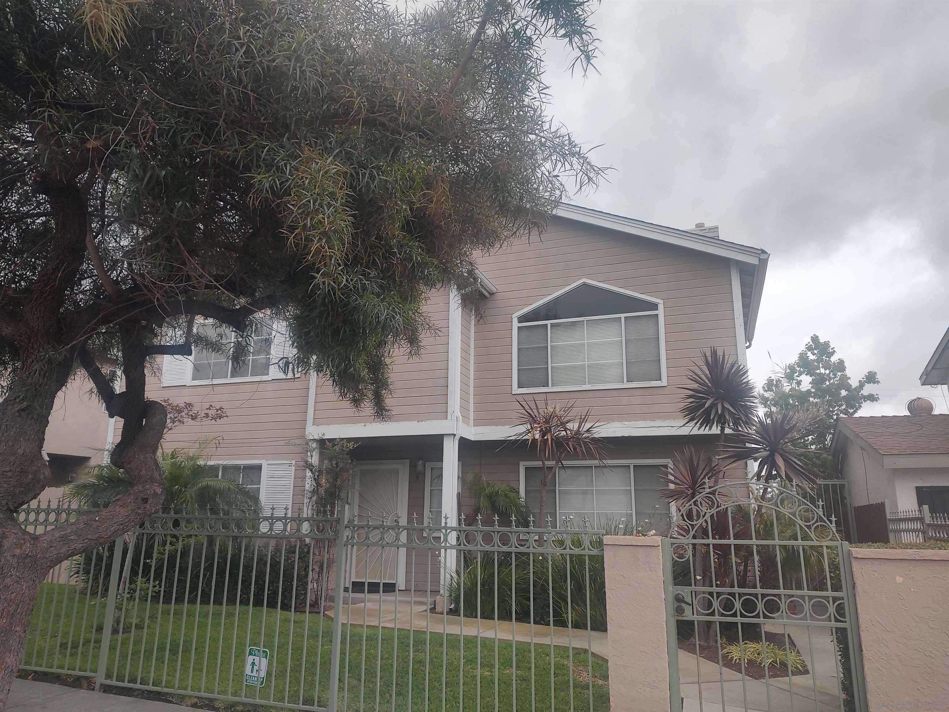 San Diego, CA 92105,4111 Poplar St #11