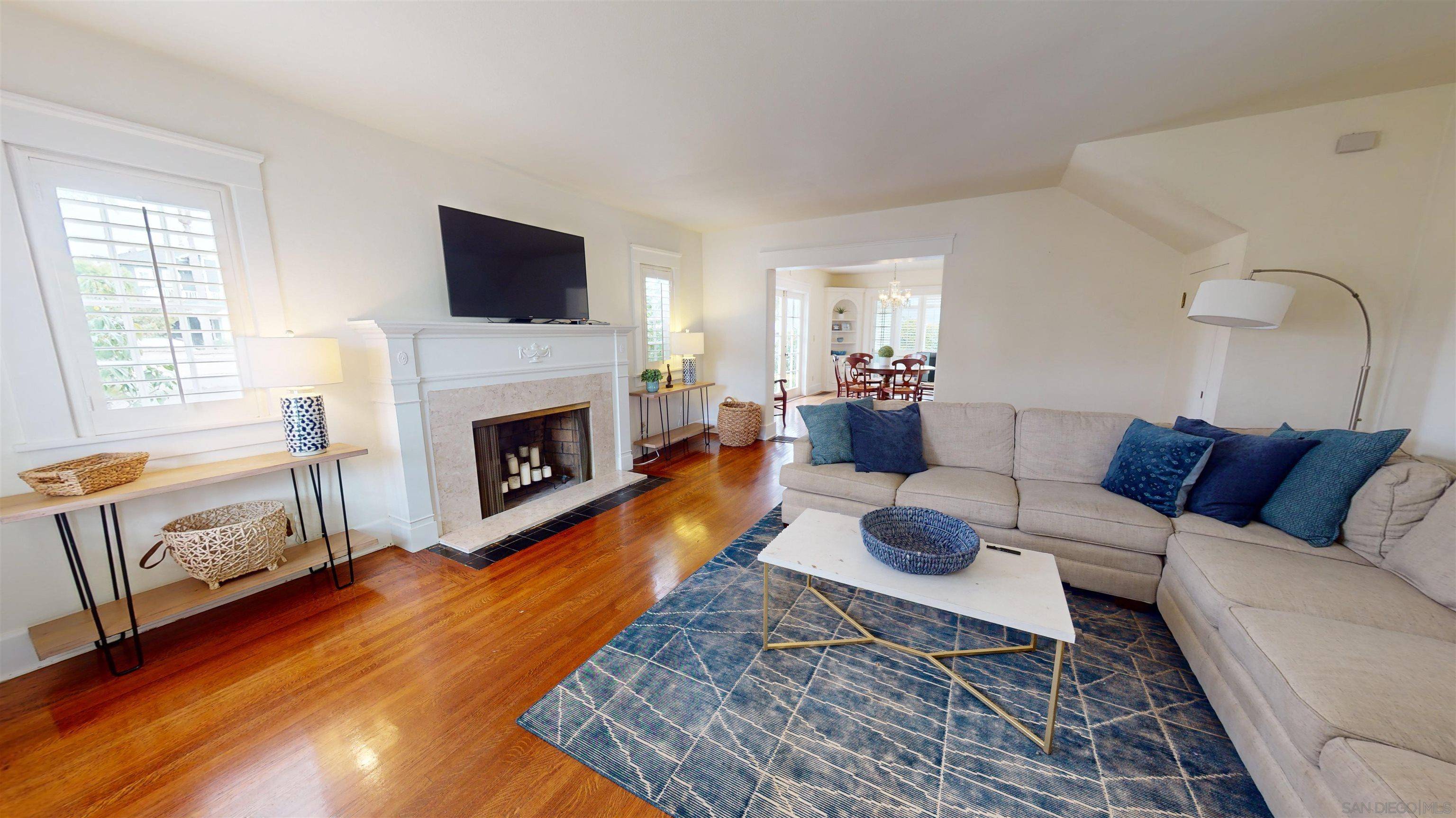 Coronado, CA 92118,1405 10th Street