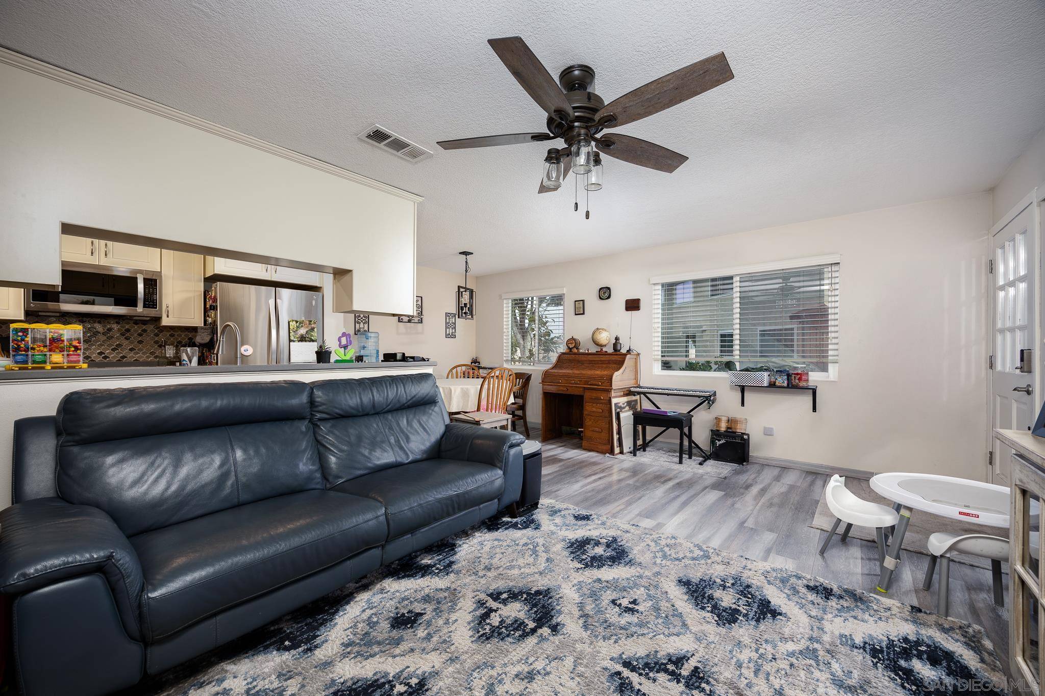 Santee, CA 92071,9845 Mission Viejo Ct #2