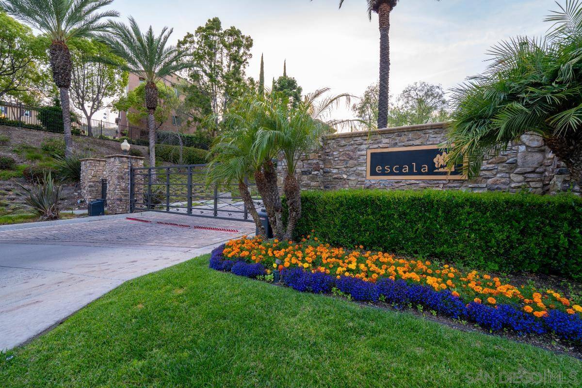 San Diego, CA 92108,2748 Villas Way