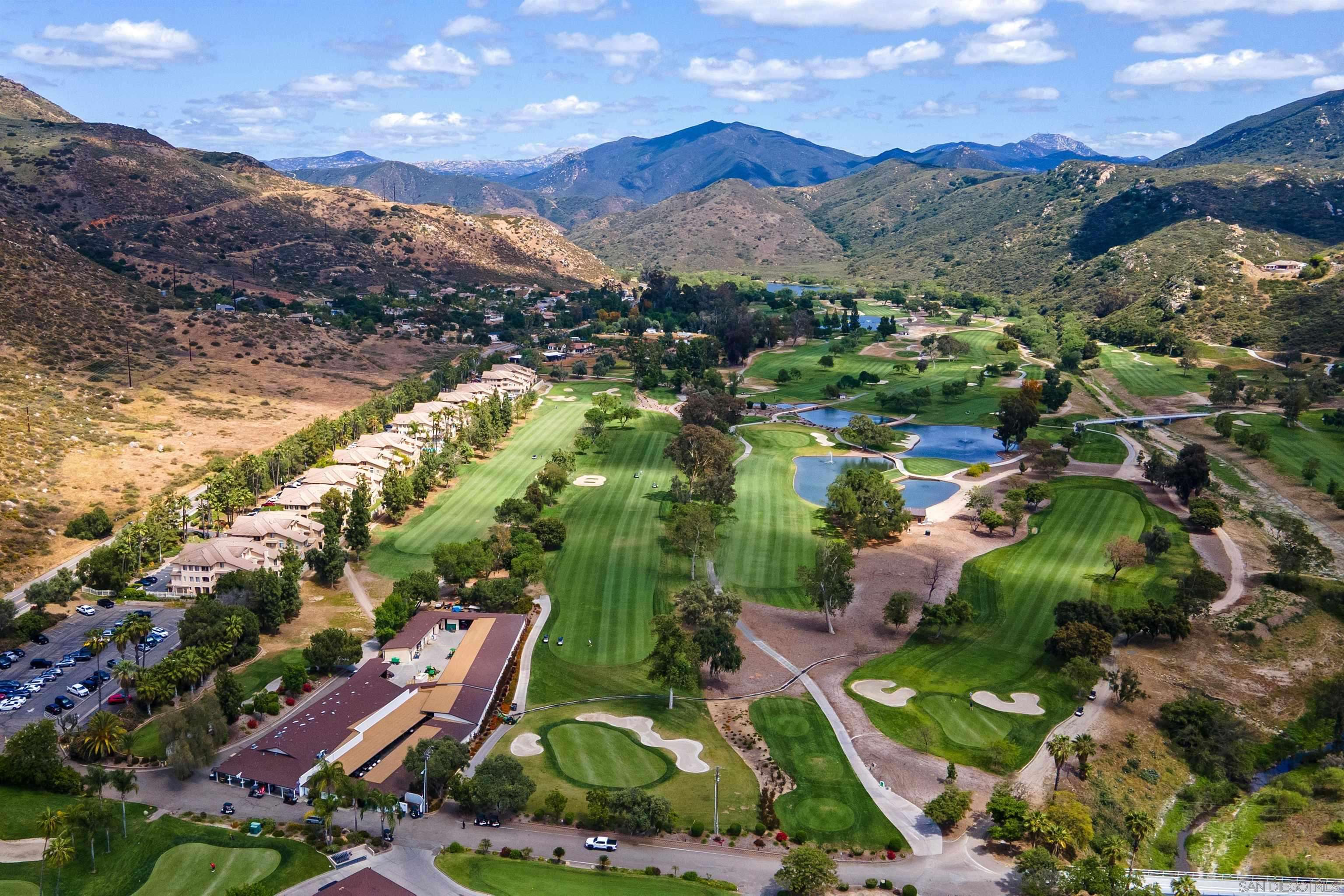 El Cajon, CA 92019,3177 Dehesa Road 14