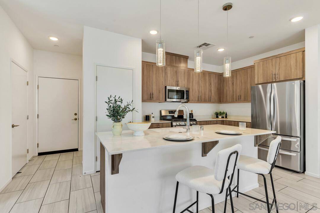 Fallbrook, CA 92028,35103 Vine Pl