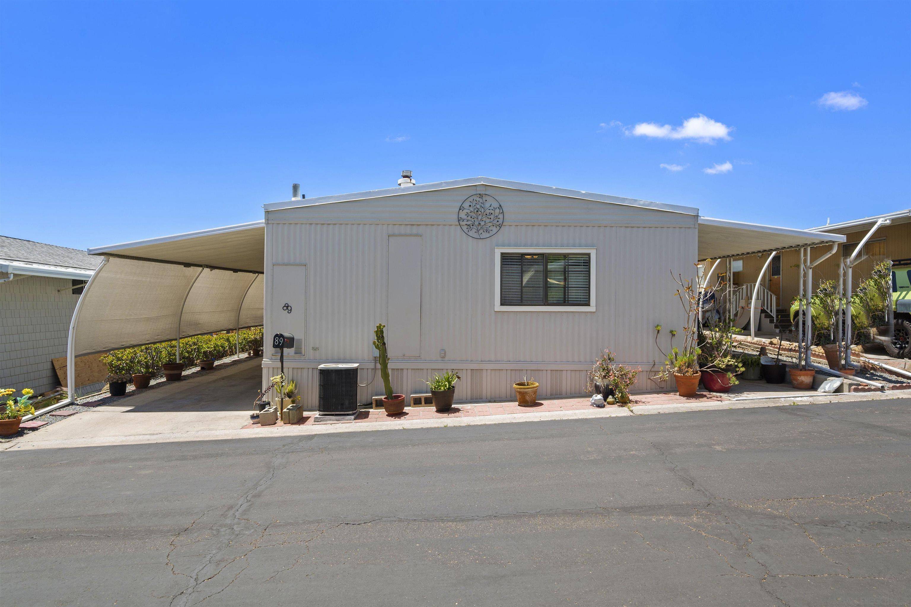 Spring Valley, CA 91977,1815 Sweetwater Rd. #89